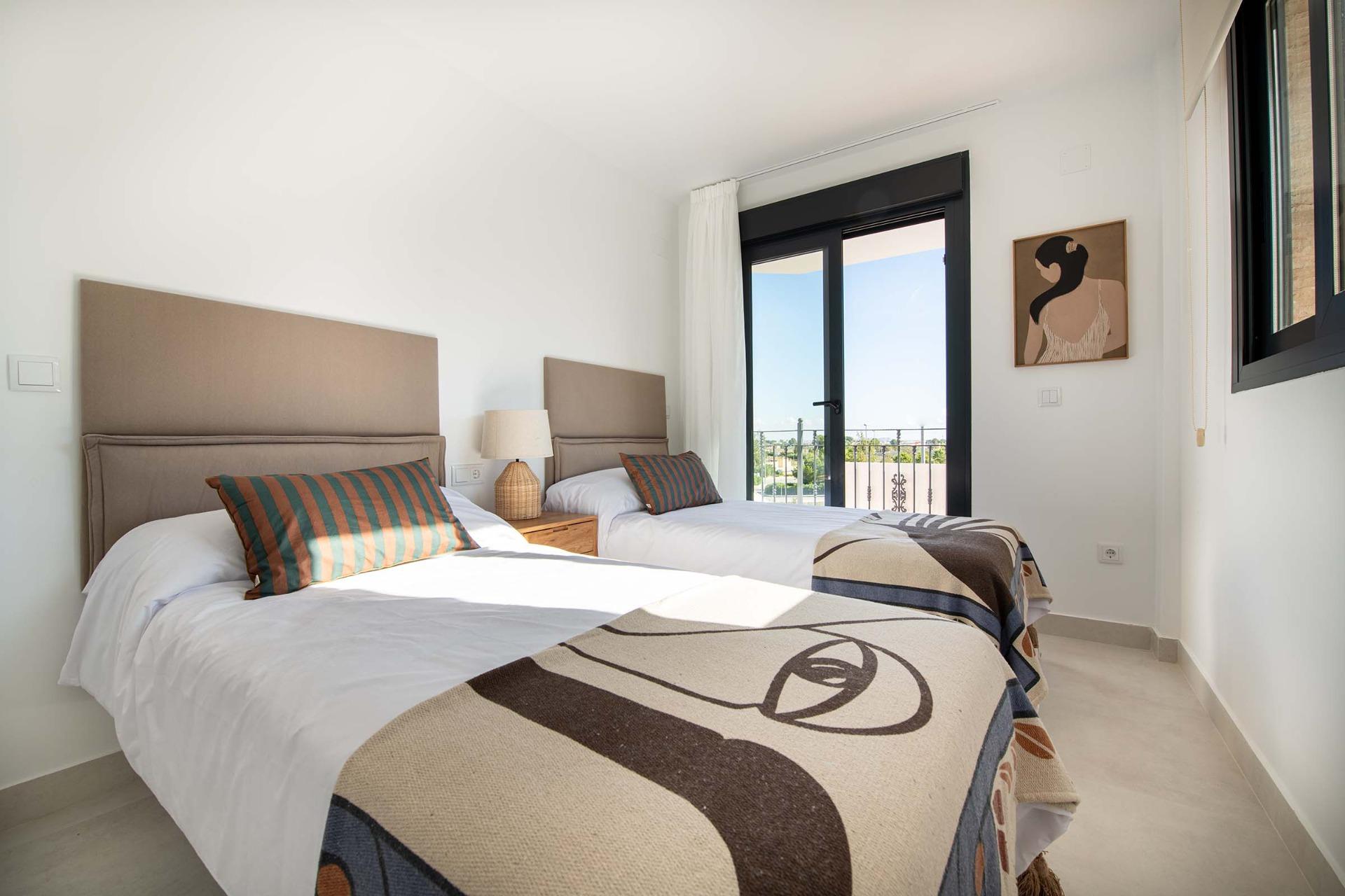 3 Bed, 2 Bath, HouseFor Sale, Cox, Alicante