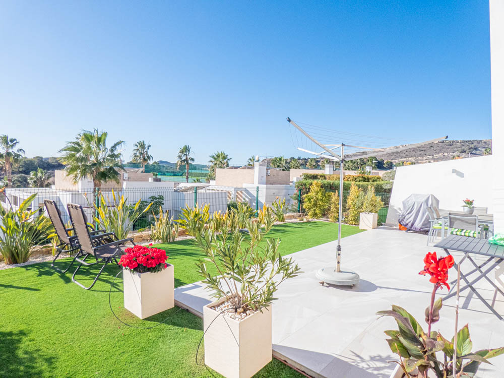 3 Bed, 2 Bath, HouseFor Sale, Algorfa, Alicante