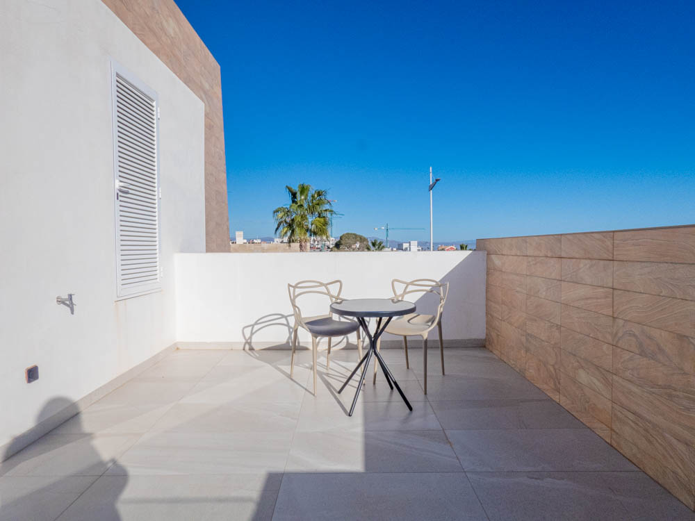 3 Bed, 2 Bath, HouseFor Sale, Algorfa, Alicante