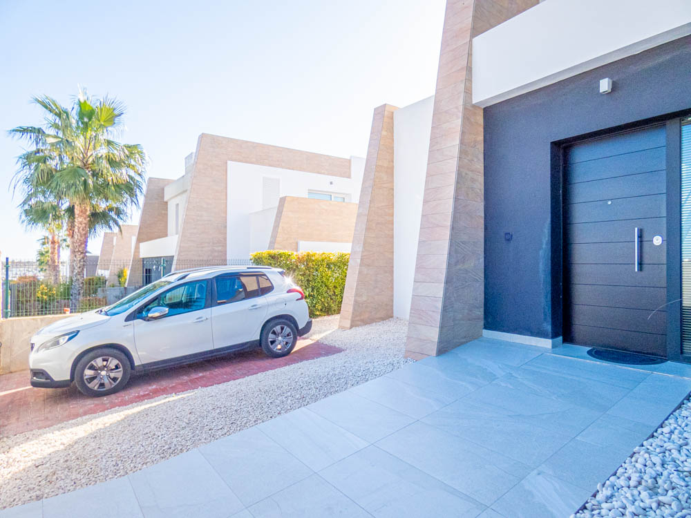 3 Bed, 2 Bath, HouseFor Sale, Algorfa, Alicante