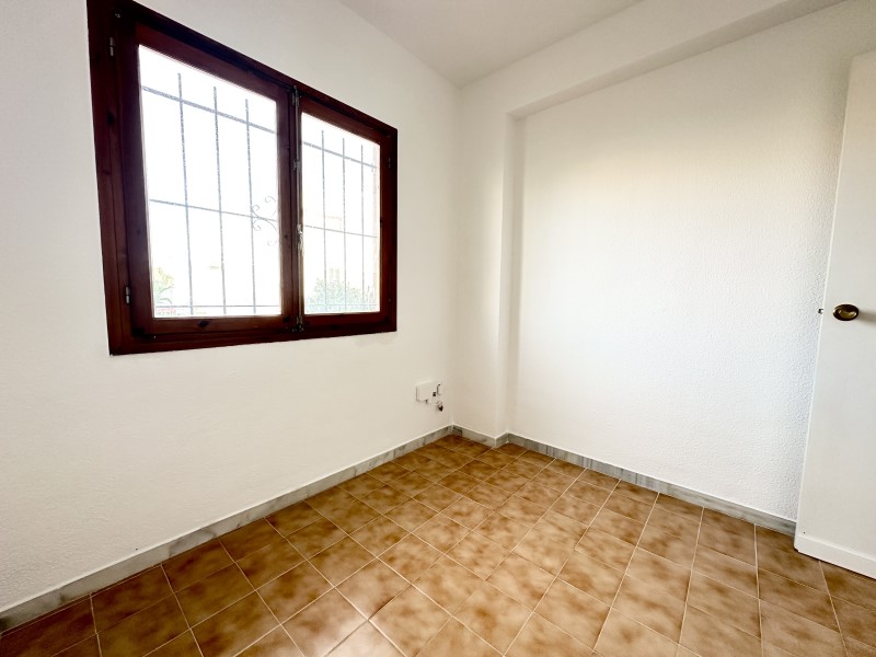 2 Bed, 1 Bath, HouseFor Sale, Torrevieja, Alicante