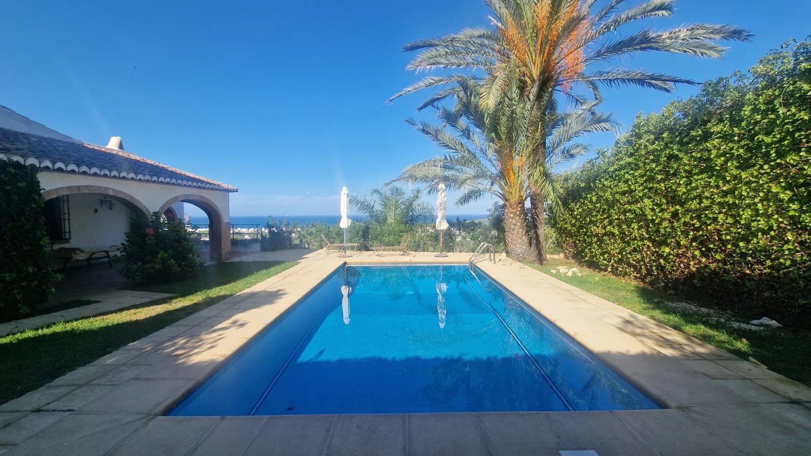 4 Bed, 2 Bath, HouseFor Sale, Javea, Alicante