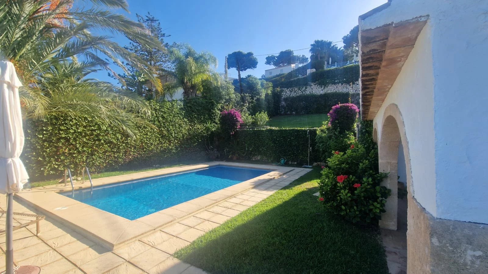 4 Bed, 2 Bath, HouseFor Sale, Javea, Alicante