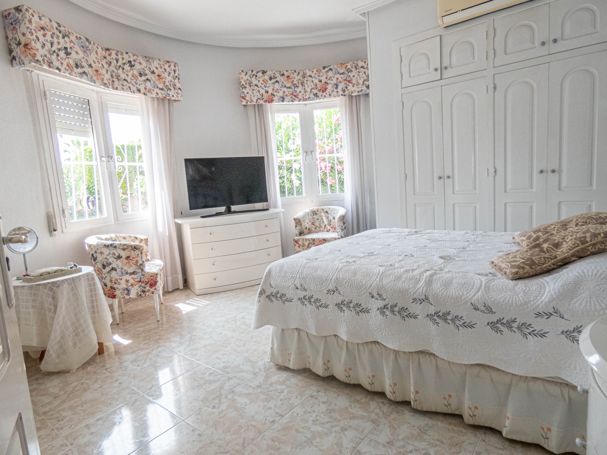 6 Bed, 4 Bath, HouseFor Sale, Ciudad Quesada, Alicante