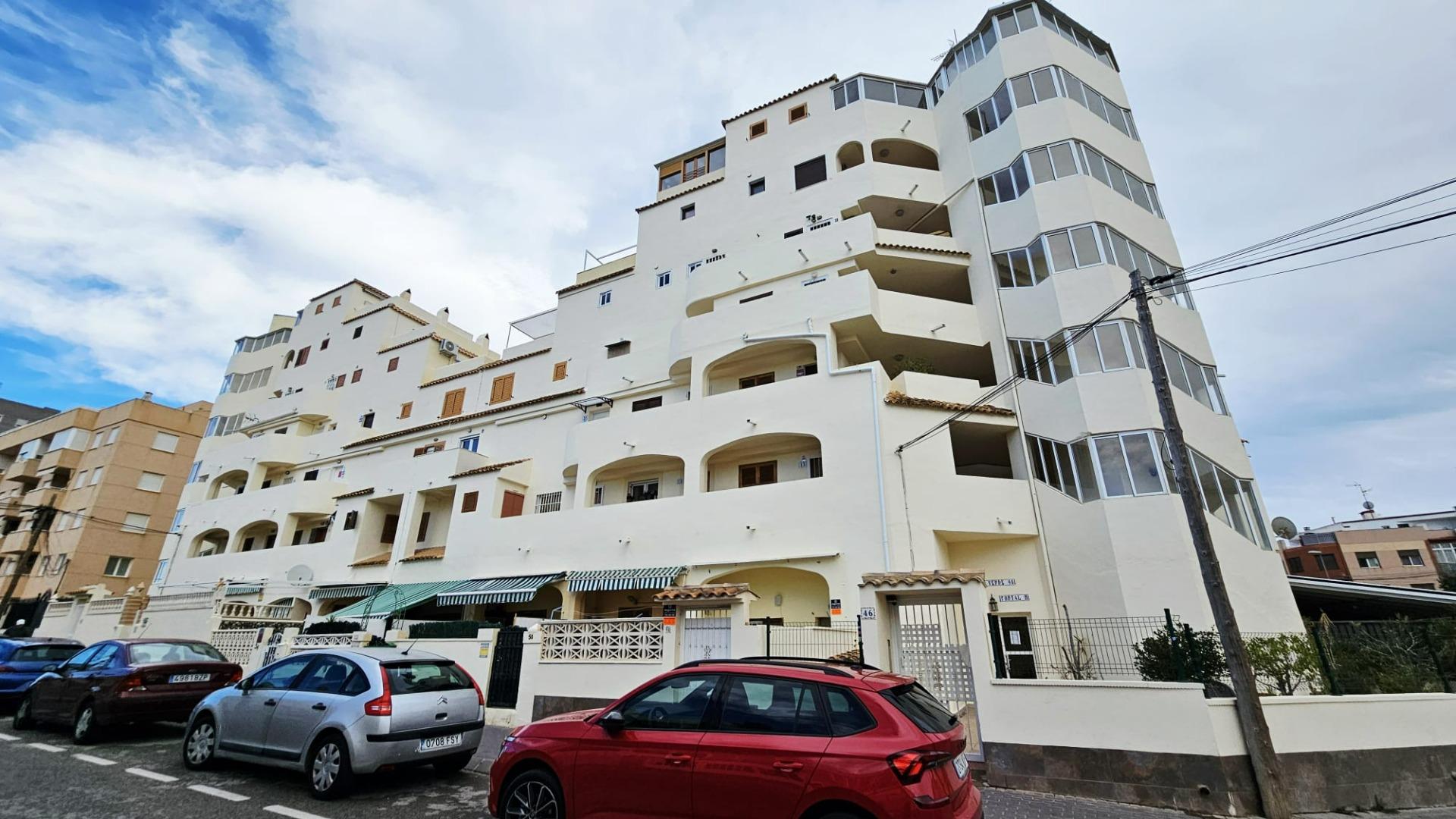 1 Bed, 1 Bath, ApartmentFor Sale, Torrevieja, Alicante