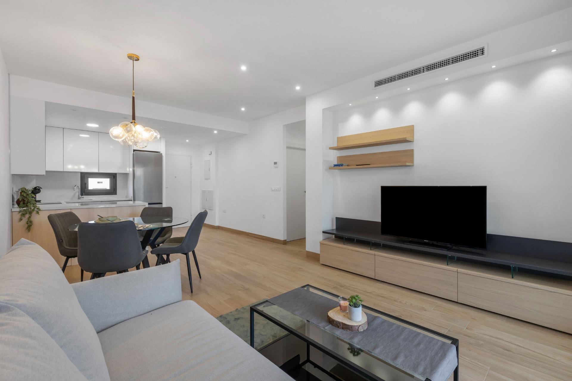 2 Bed, 2 Bath, HouseFor Sale, Torrevieja, Alicante