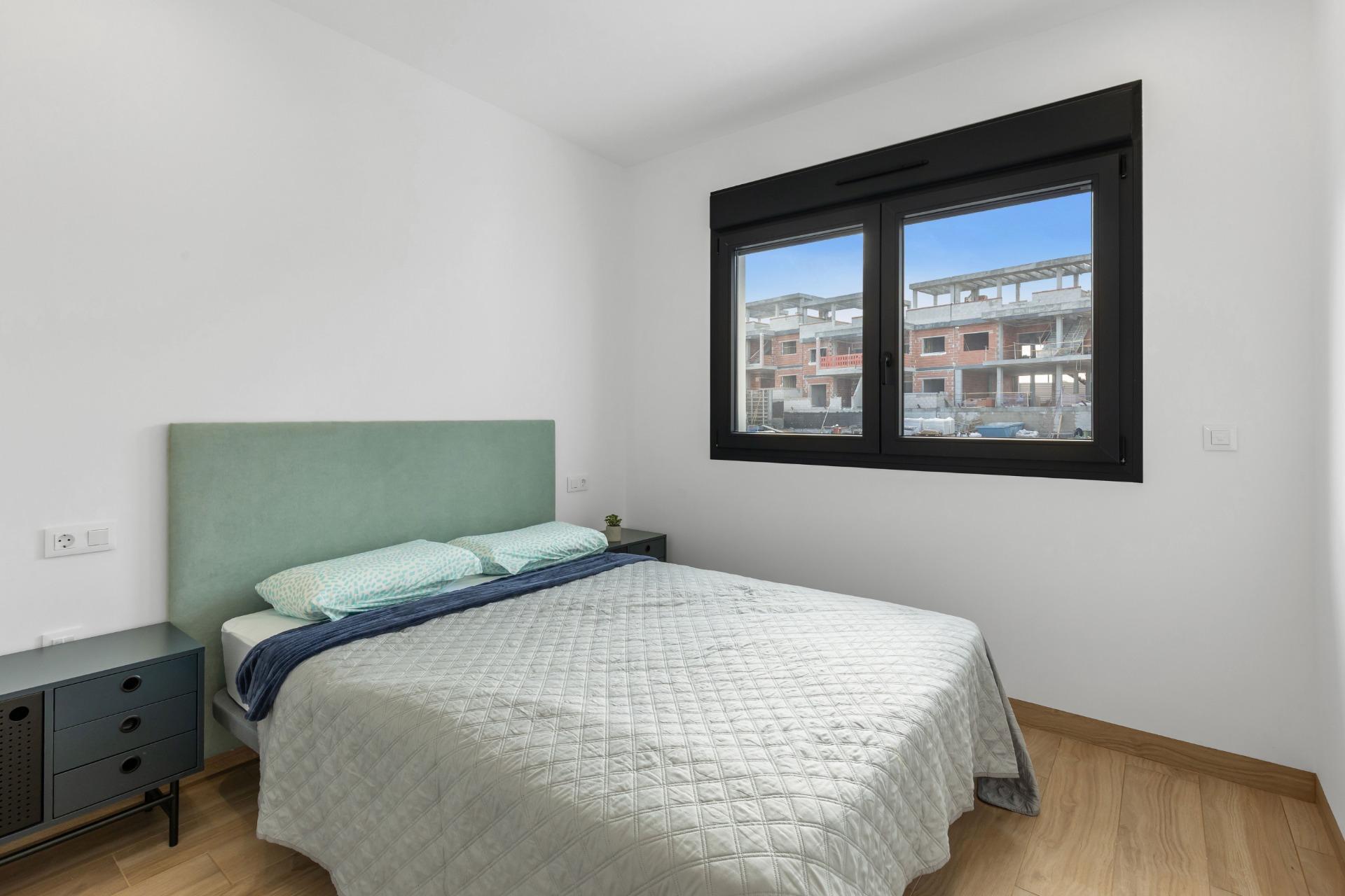 2 Bed, 2 Bath, HouseFor Sale, Torrevieja, Alicante