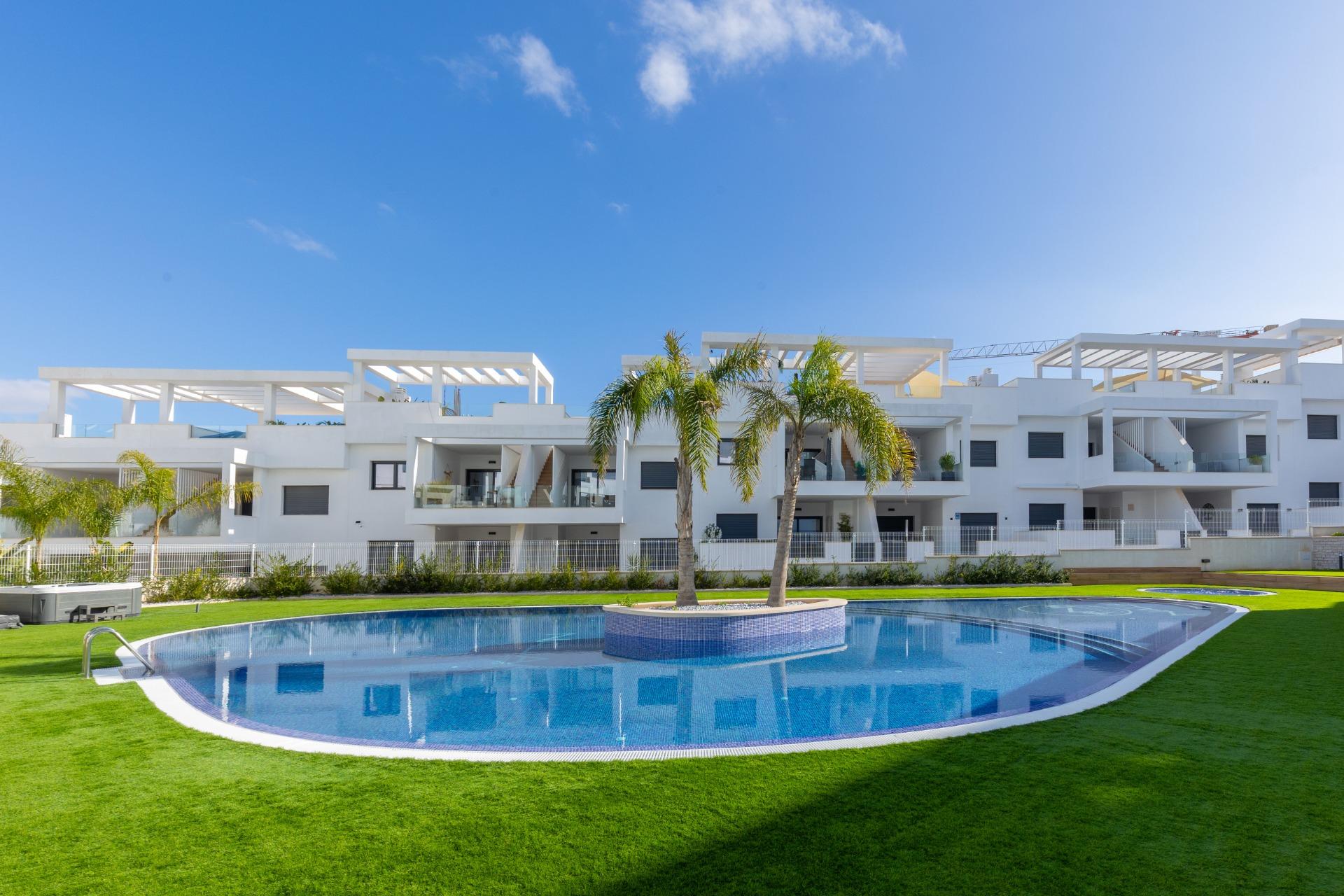 2 Bed, 2 Bath, HouseFor Sale, Torrevieja, Alicante