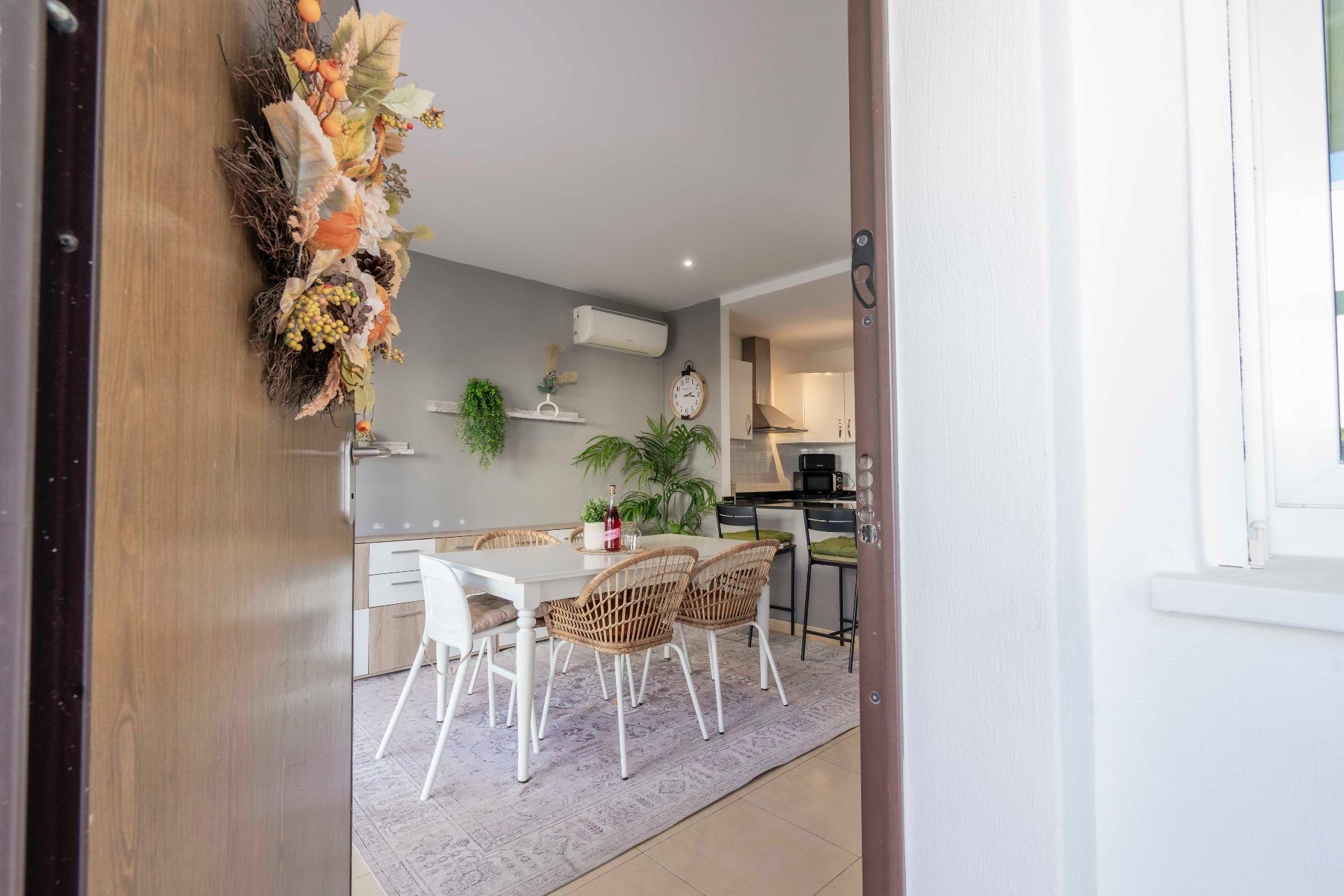 2 Bed, 1 Bath, ApartmentFor Sale, Alhama De Murcia, Murcia