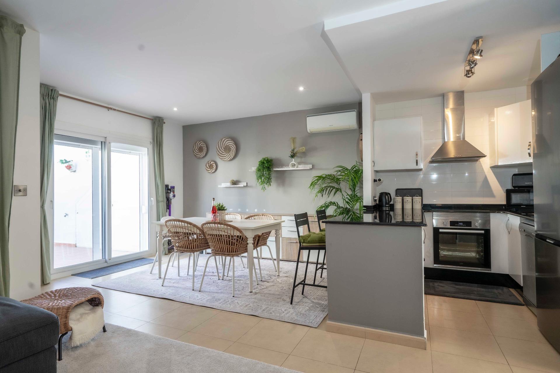 2 Bed, 1 Bath, ApartmentFor Sale, Alhama De Murcia, Murcia