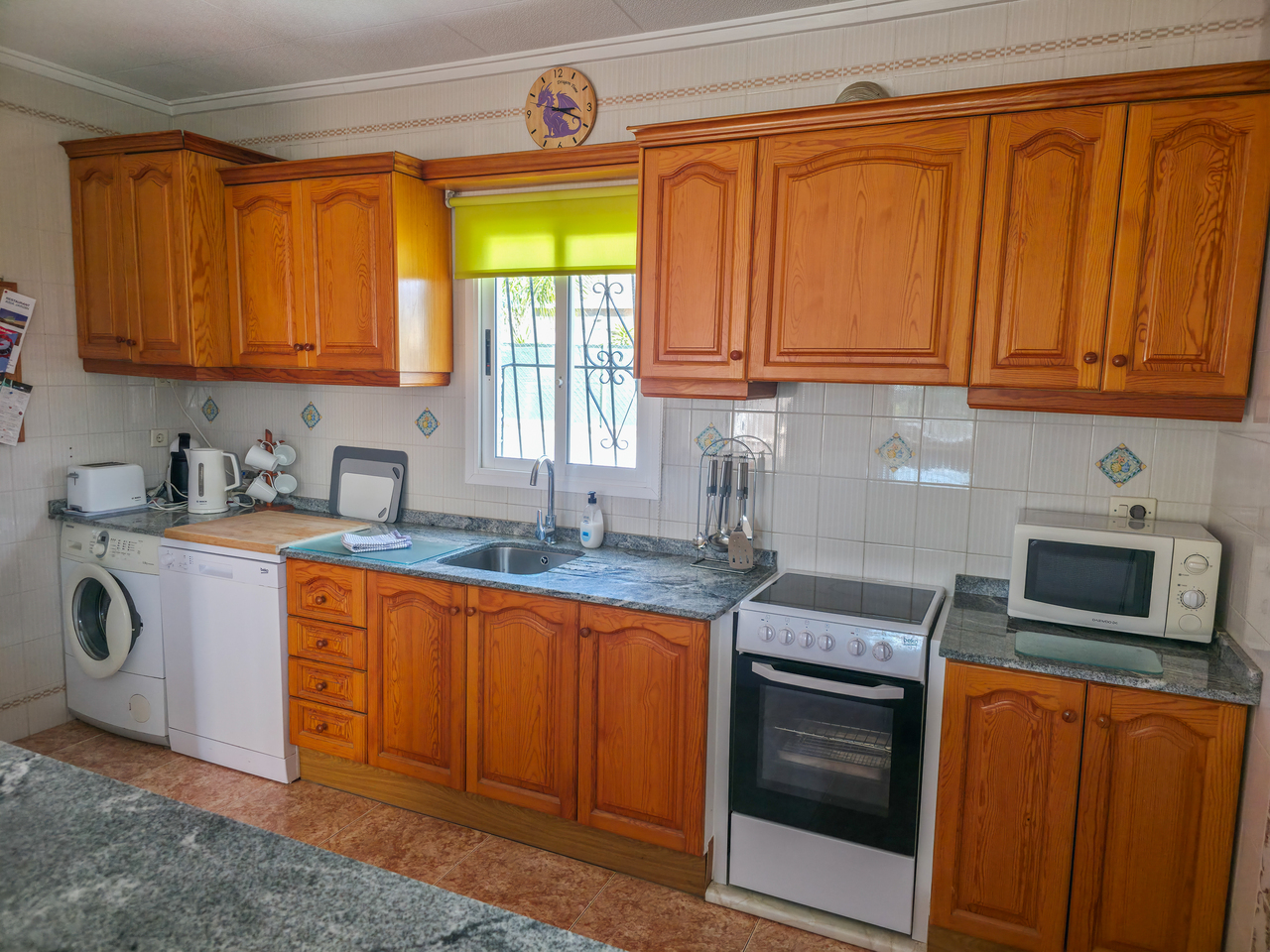 4 Bed, 3 Bath, HouseFor Sale, Torrevieja, Alicante