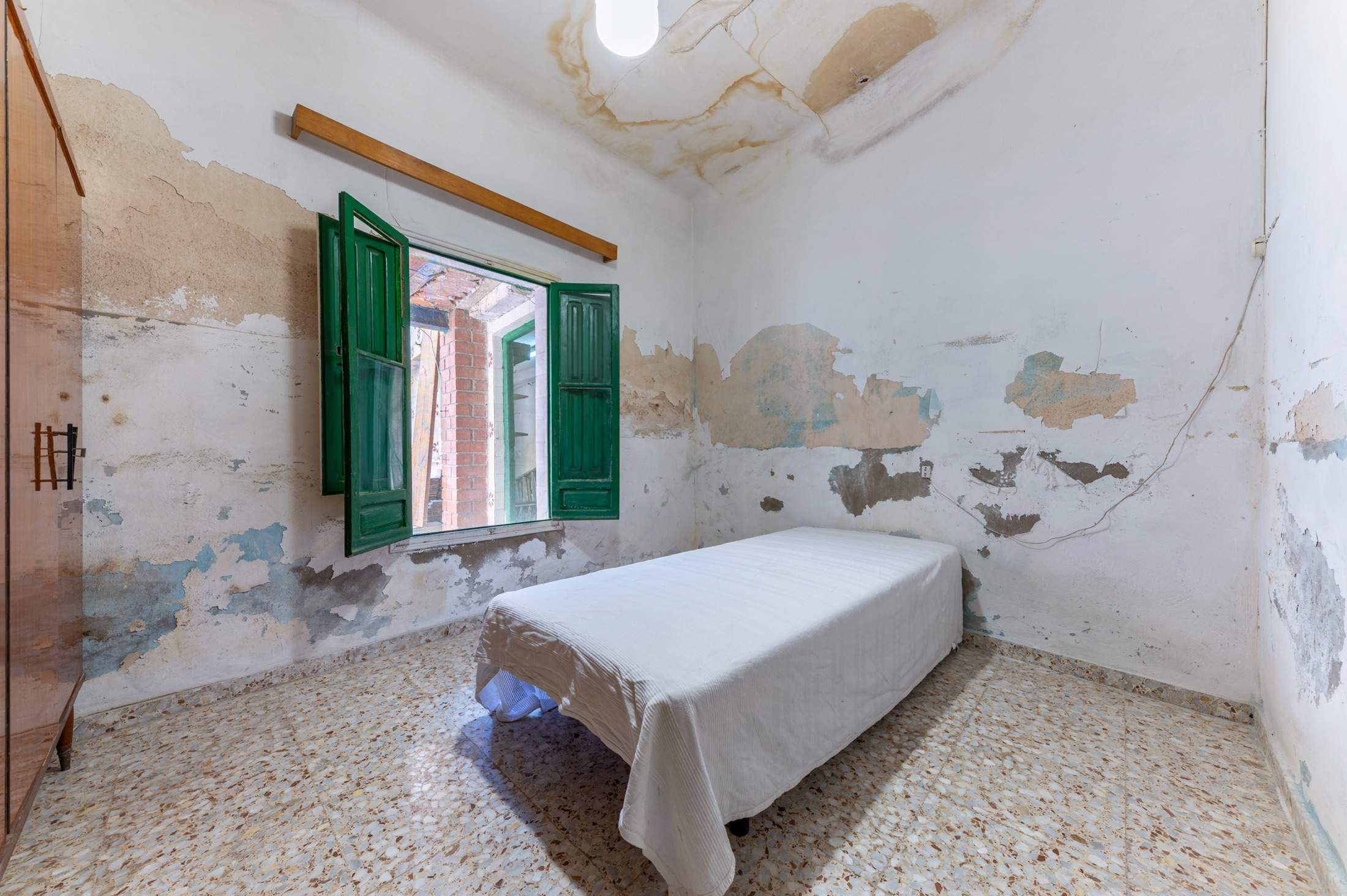 3 Bed, 1 Bath, HouseFor Sale, Alicante, Alicante