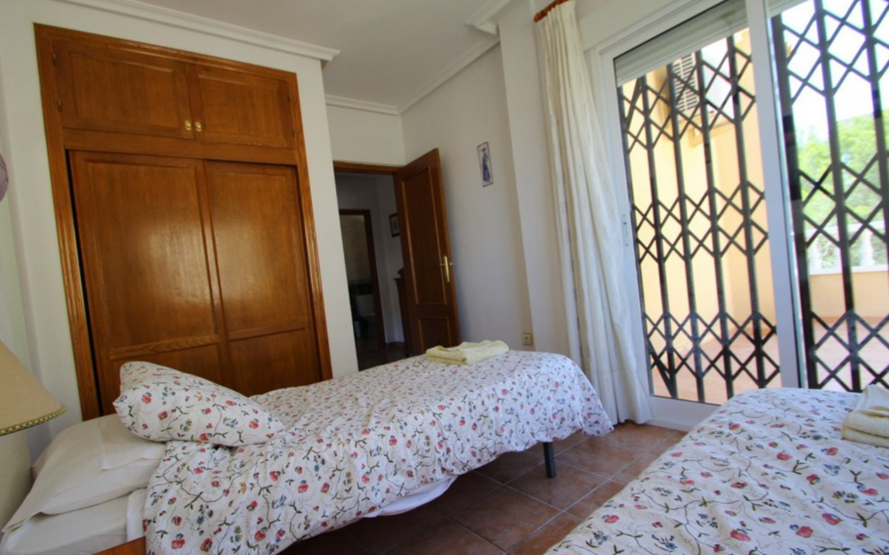 4 Bed, 2 Bath, HouseFor Sale, Villamartin, Alicante