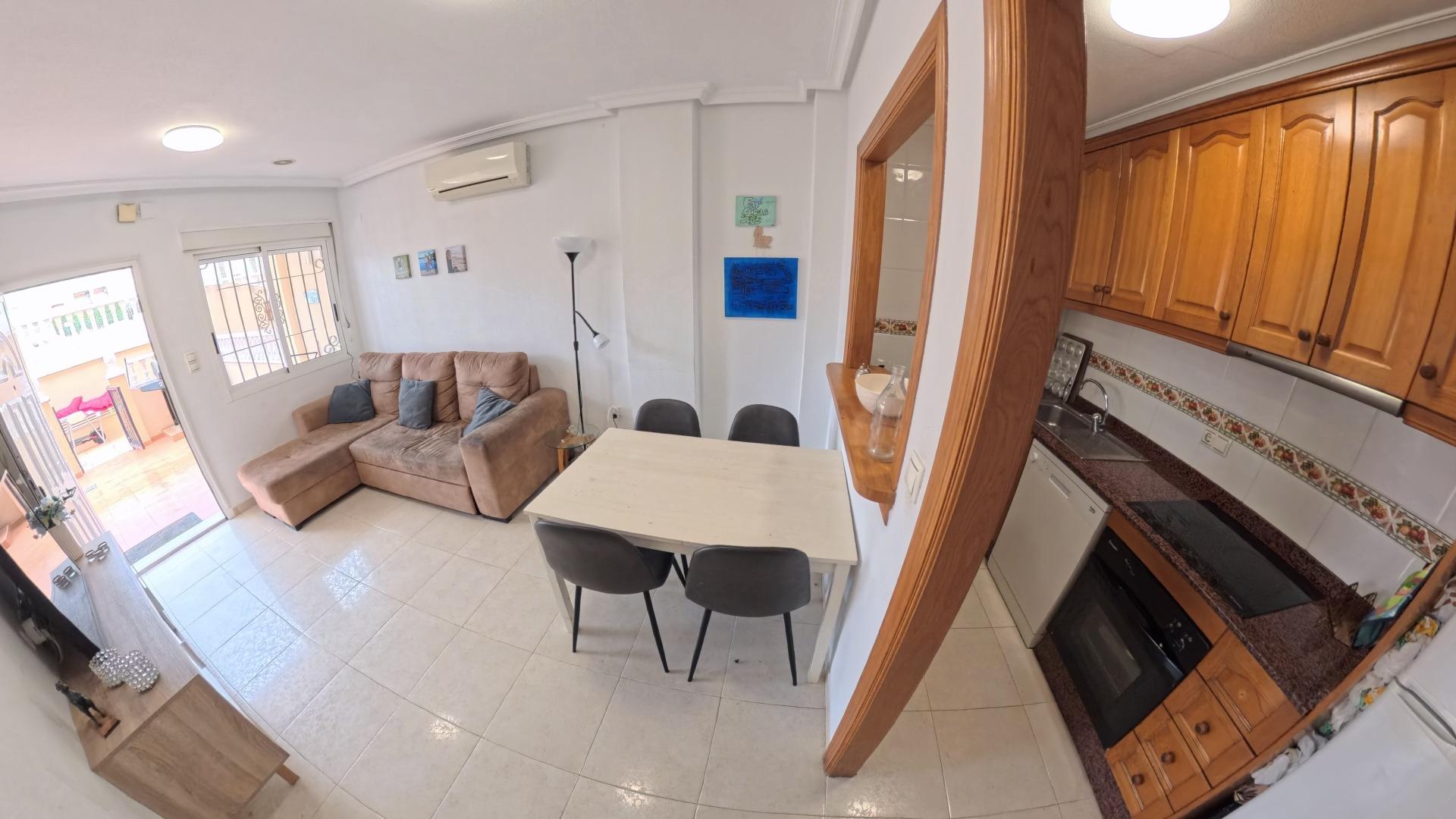 2 Bed, 1 Bath, ApartmentFor Sale, Torrevieja, Alicante