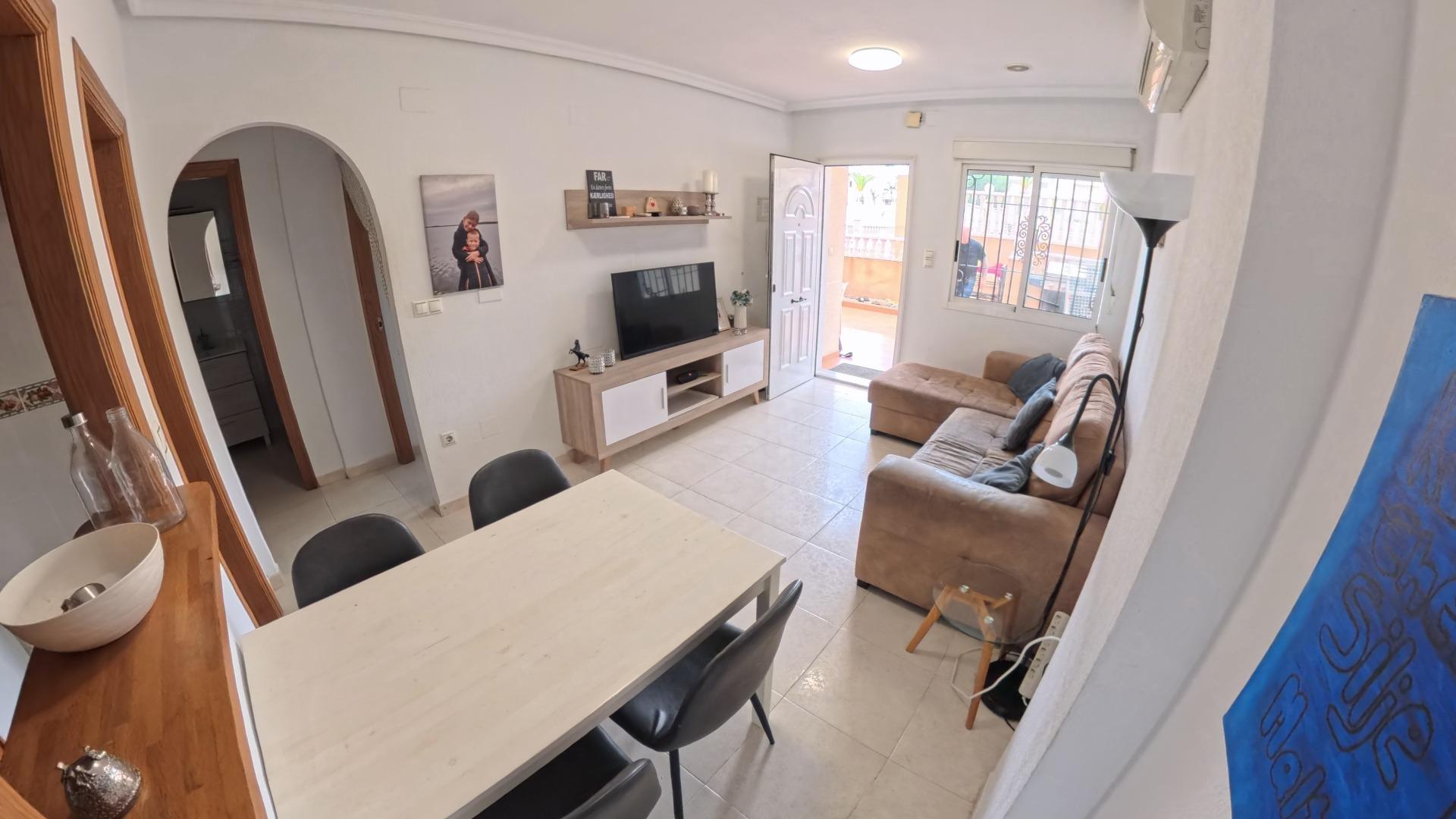 2 Bed, 1 Bath, ApartmentFor Sale, Torrevieja, Alicante