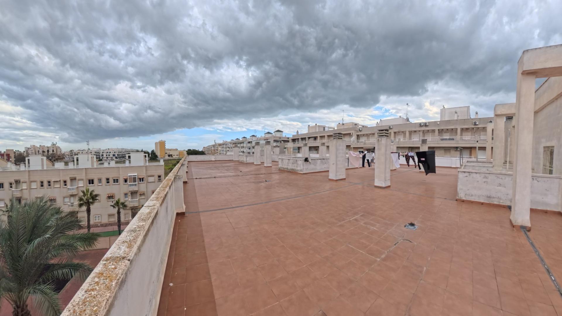 2 Bed, 1 Bath, ApartmentFor Sale, Torrevieja, Alicante