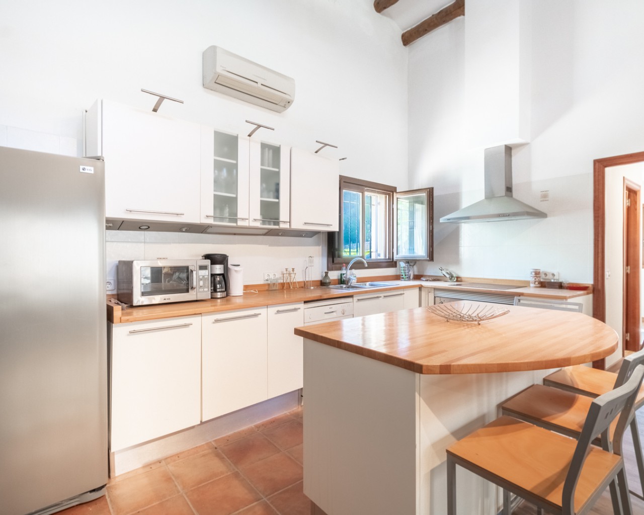 15 Bed, 11 Bath, HouseFor Sale, Ibi, Alicante