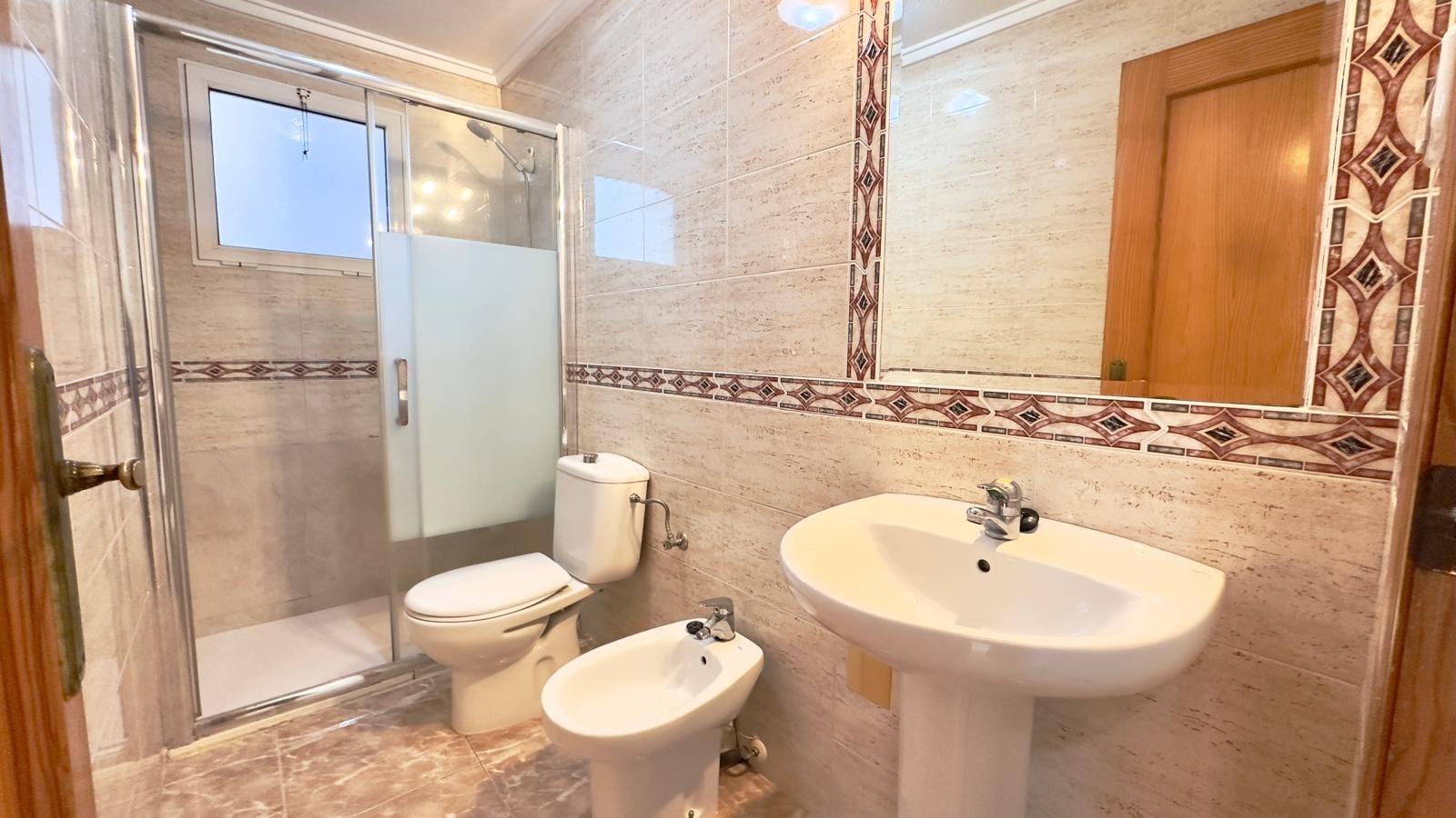 2 Bed, 1 Bath, ApartmentFor Sale, Torrevieja, Alicante