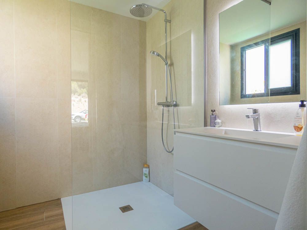 6 Bed, 3 Bath, HouseFor Sale, Font del Llop, Alicante