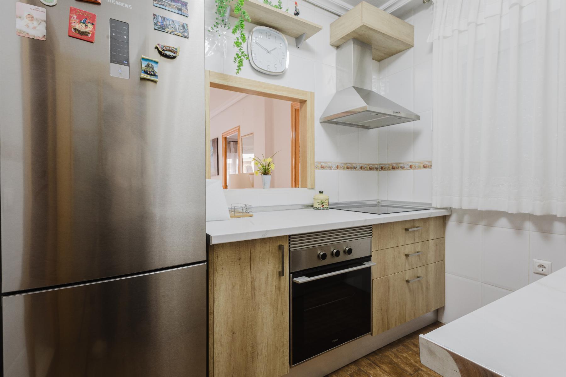 2 Bed, 1 Bath, ApartmentFor Sale, Torrevieja, Alicante