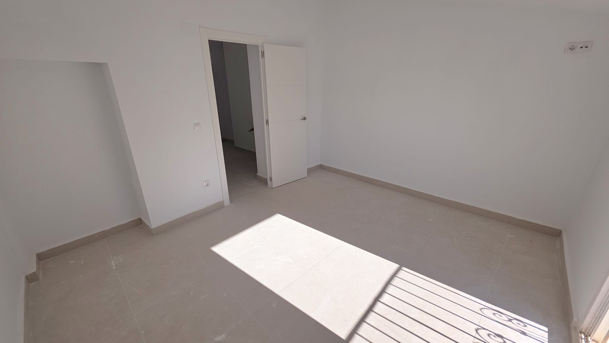 3 Bed, 2 Bath, HouseFor Sale, Pinoso, Alicante