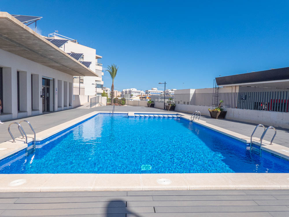 4 Bed, 2 Bath, ApartmentFor Sale, Los Dolses, Alicante