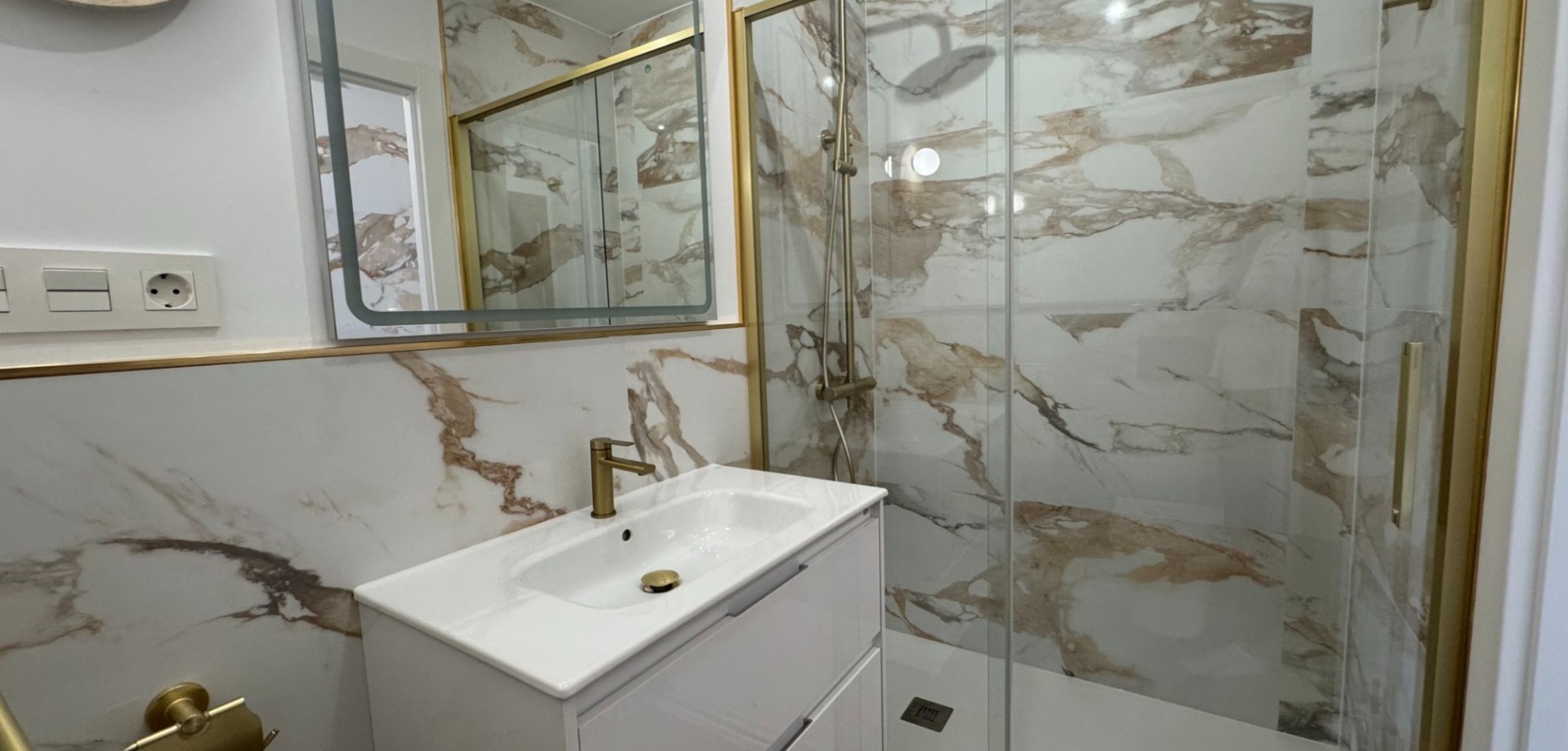 2 Bed, 1 Bath, ApartmentFor Sale, Orihuela Costa, Alicante