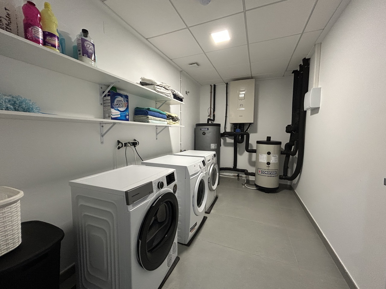 5 Bed, 4 Bath, HouseFor Sale, Los Balcones, Alicante