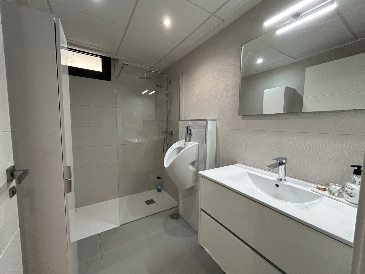 5 Bed, 4 Bath, HouseFor Sale, Los Balcones, Alicante