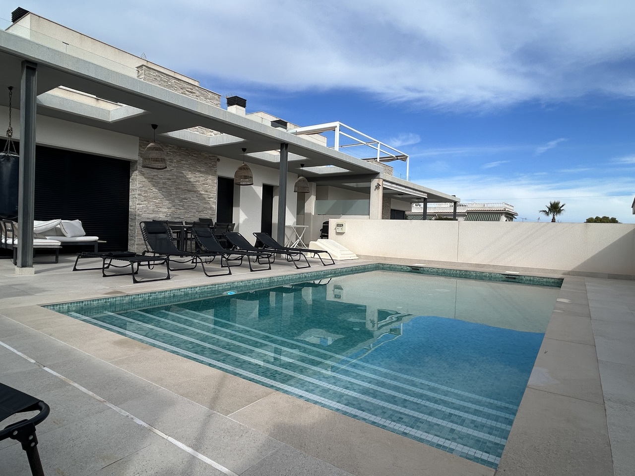 5 Bed, 4 Bath, HouseFor Sale, Los Balcones, Alicante