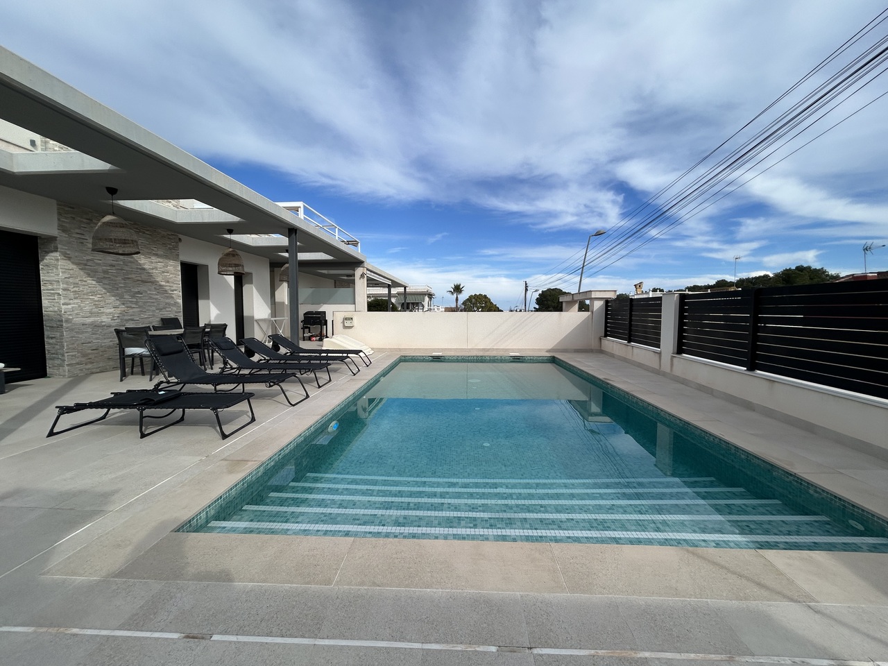 5 Bed, 4 Bath, HouseFor Sale, Los Balcones, Alicante