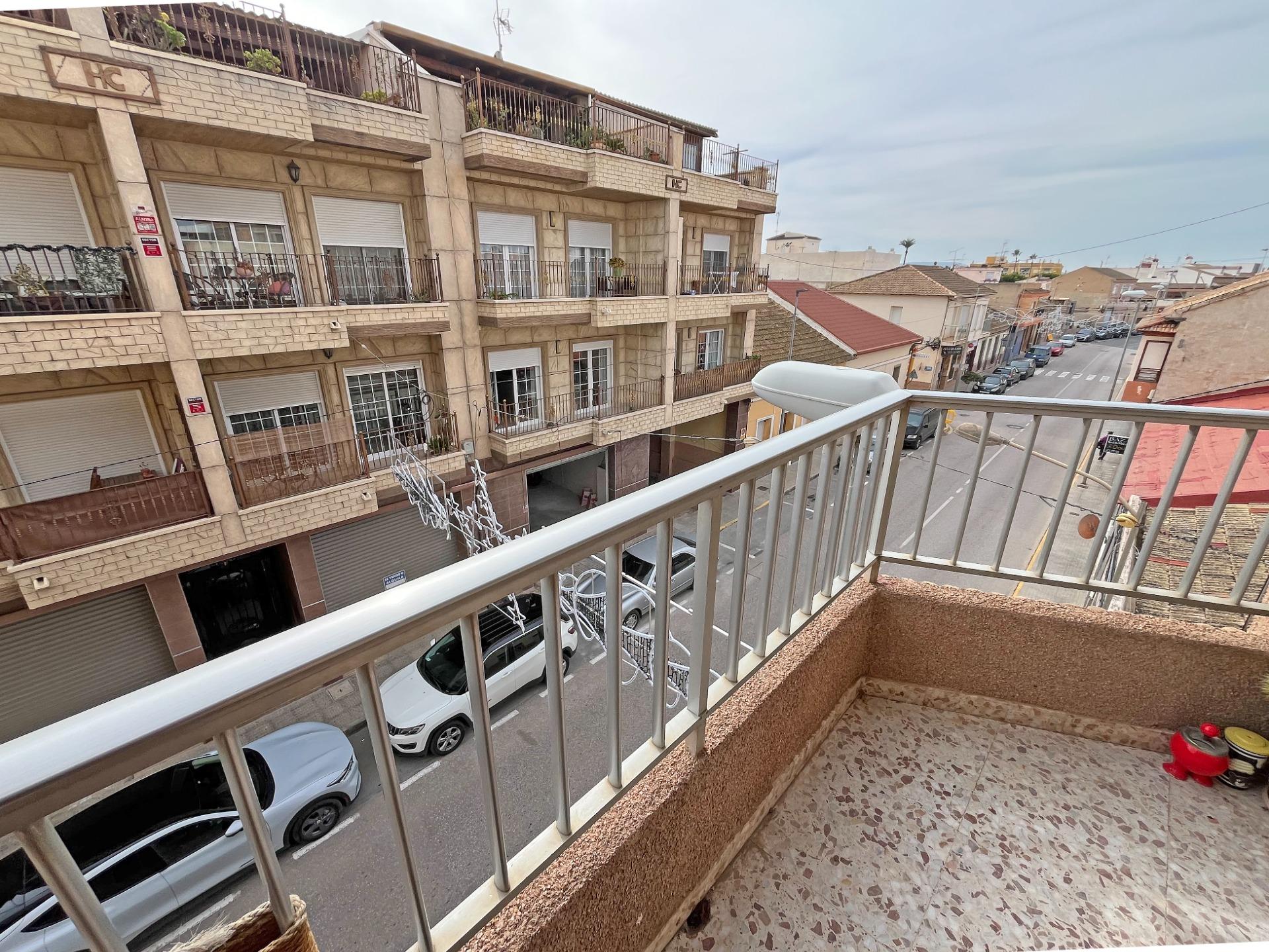 4 Bed, 1 Bath, ApartmentFor Sale, Formentera Del Segura, Alicante