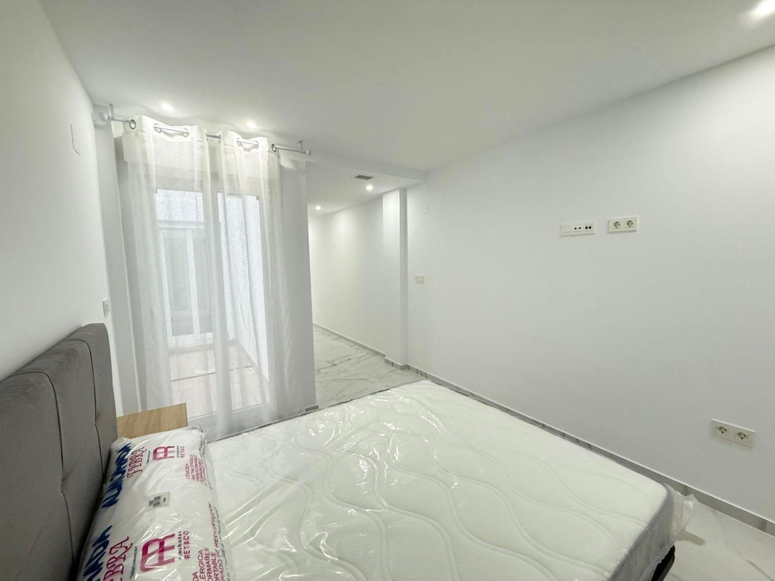 2 Bed, 2 Bath, ApartmentFor Sale, Torrevieja, Alicante