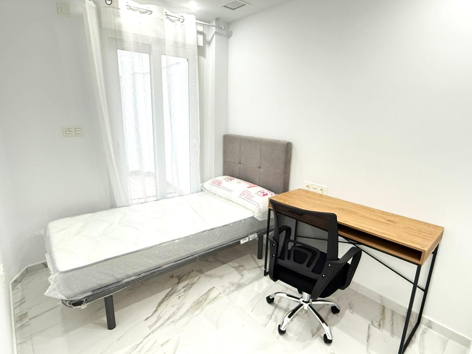 2 Bed, 2 Bath, ApartmentFor Sale, Torrevieja, Alicante