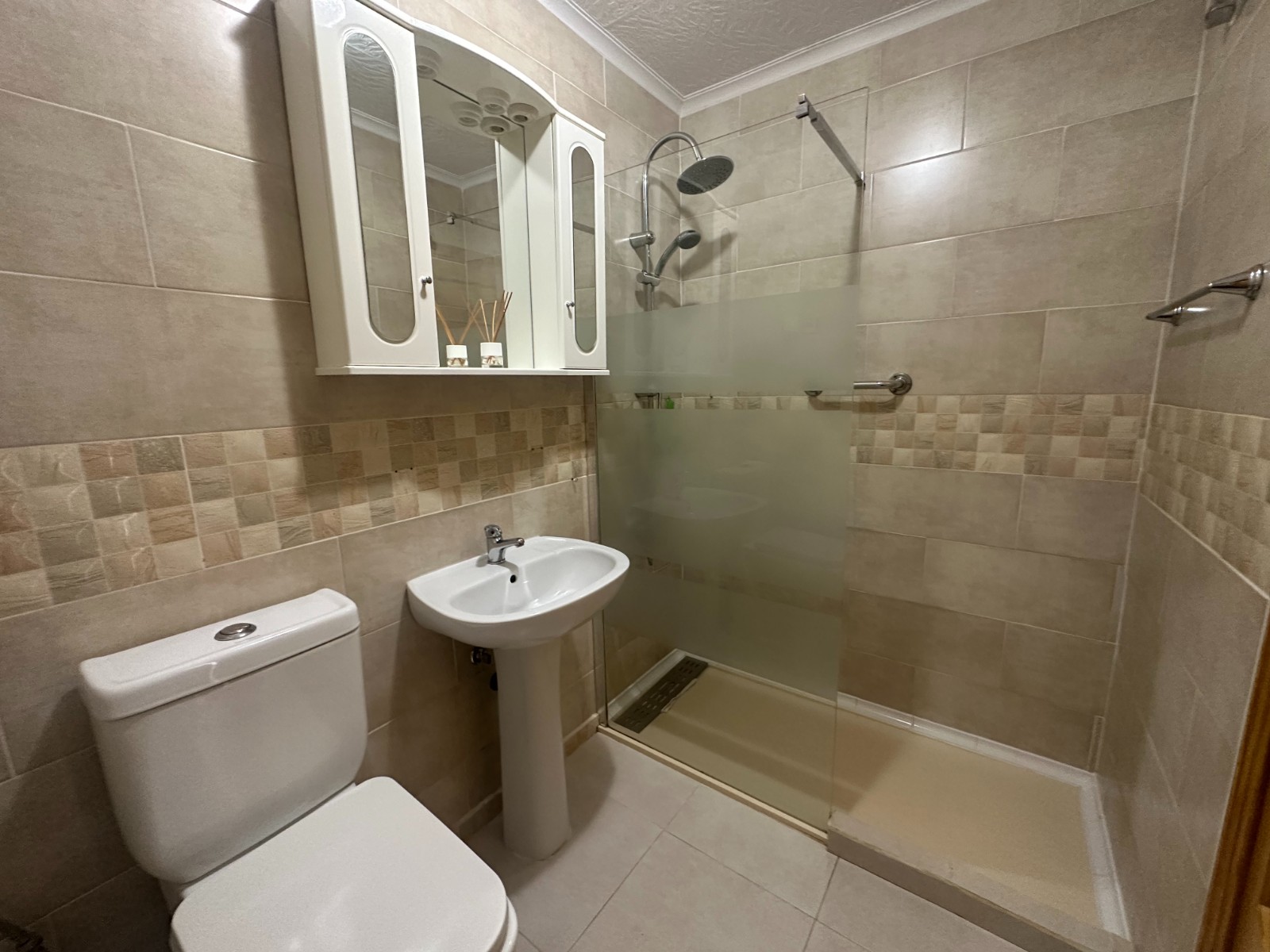 2 Bed, 1 Bath, ApartmentFor Sale, Orihuela, Alicante