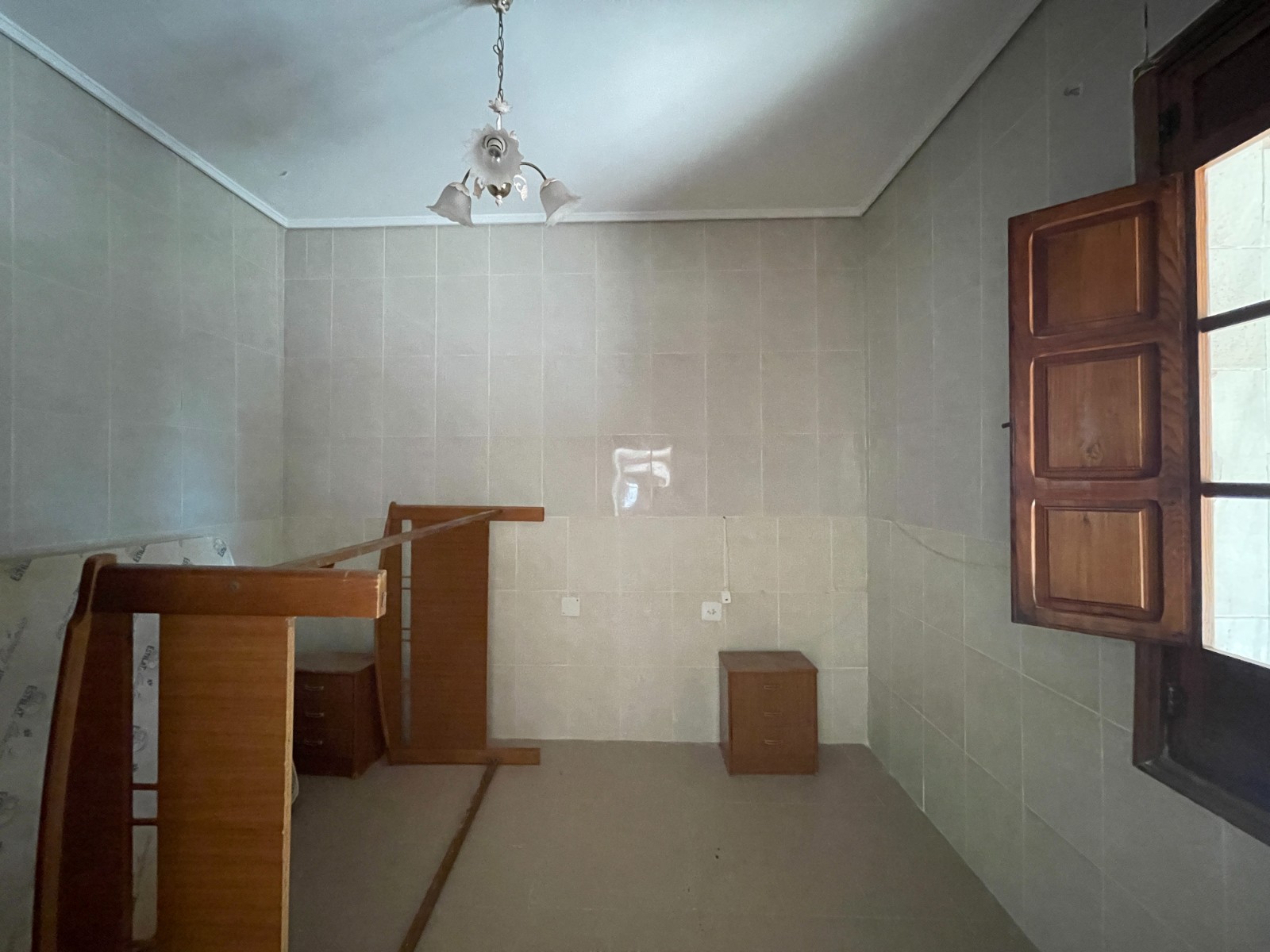 6 Bed, 2 Bath, HouseFor Sale, Elche, Alicante