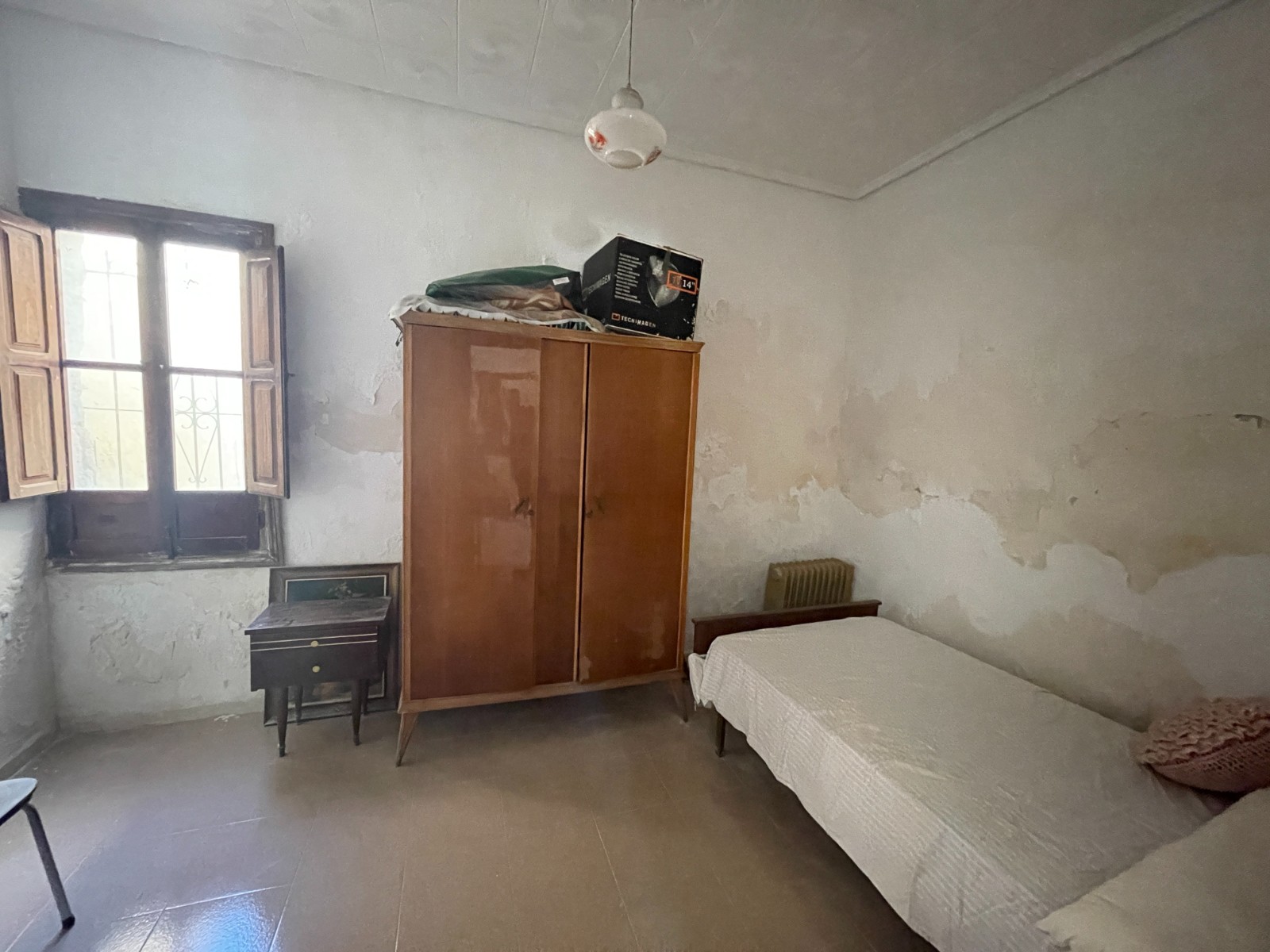 6 Bed, 2 Bath, HouseFor Sale, Elche, Alicante