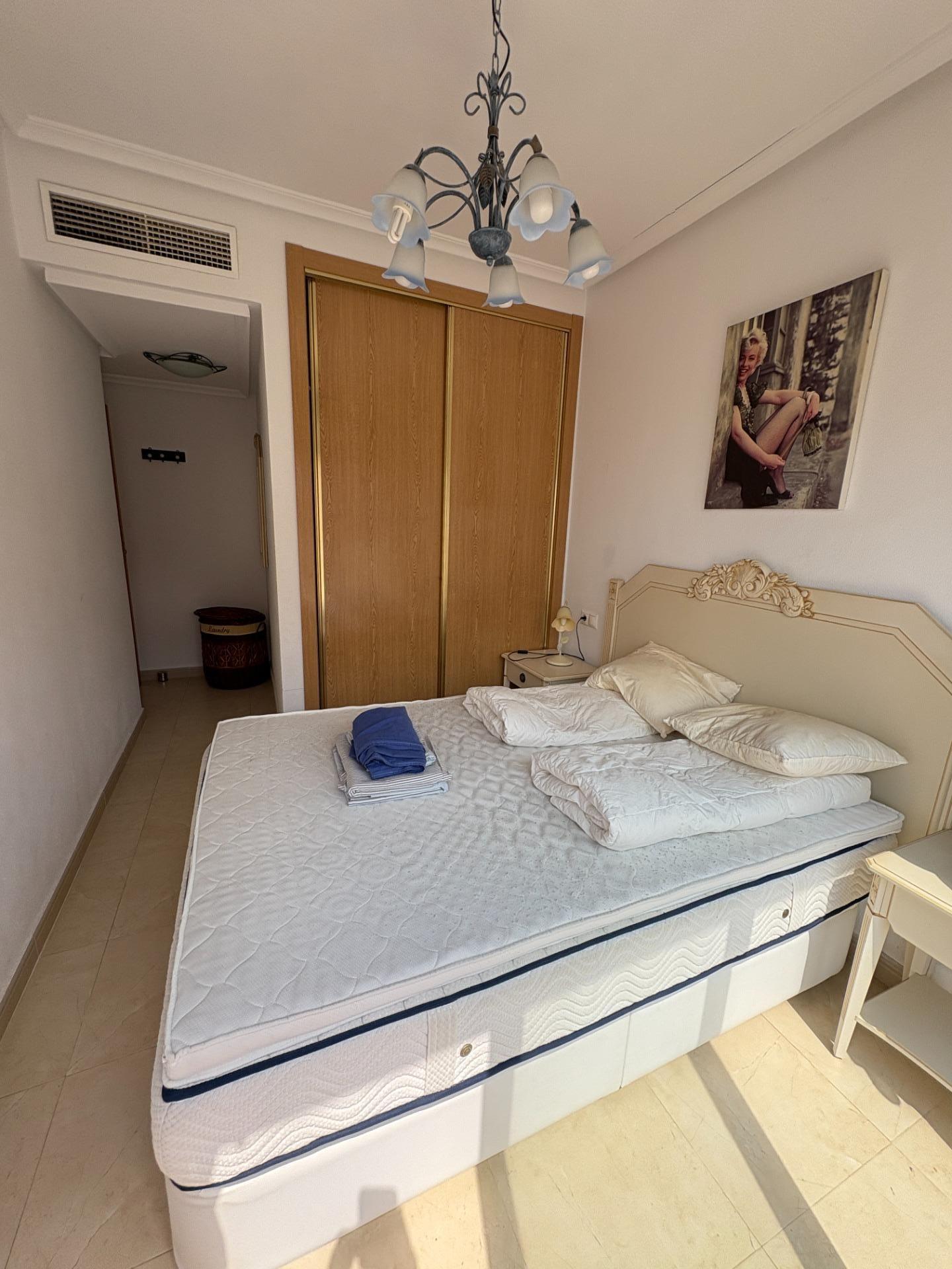 2 Bed, 1 Bath, ApartmentFor Sale, Torrevieja, Alicante
