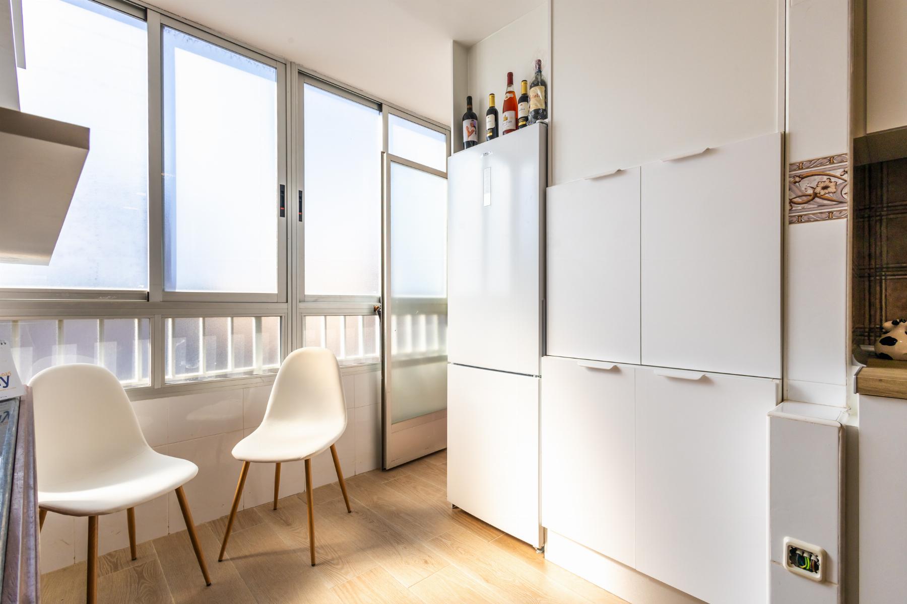 2 Bed, 1 Bath, ApartmentFor Sale, Torrevieja, Alicante