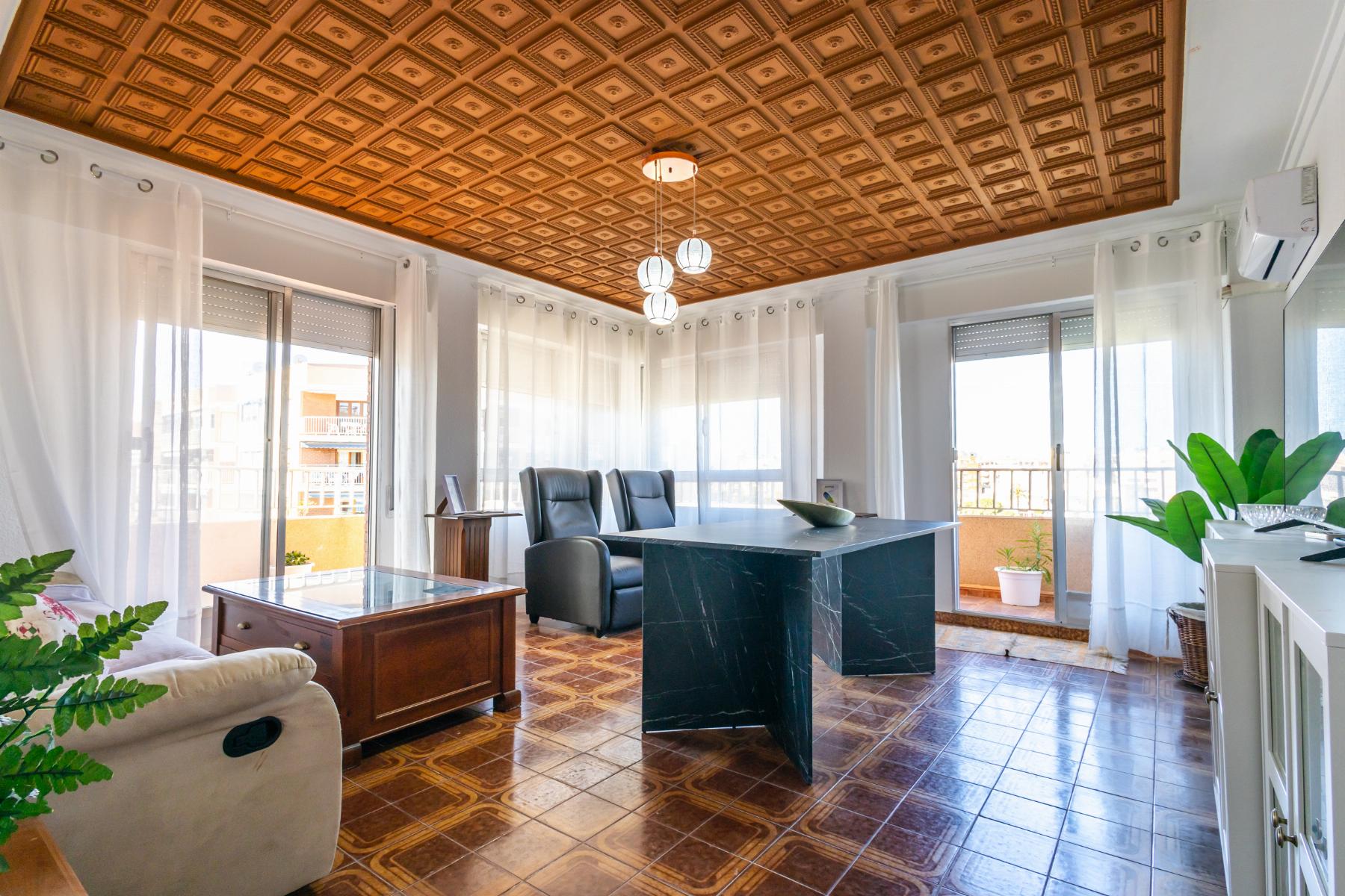 2 Bed, 1 Bath, ApartmentFor Sale, Torrevieja, Alicante