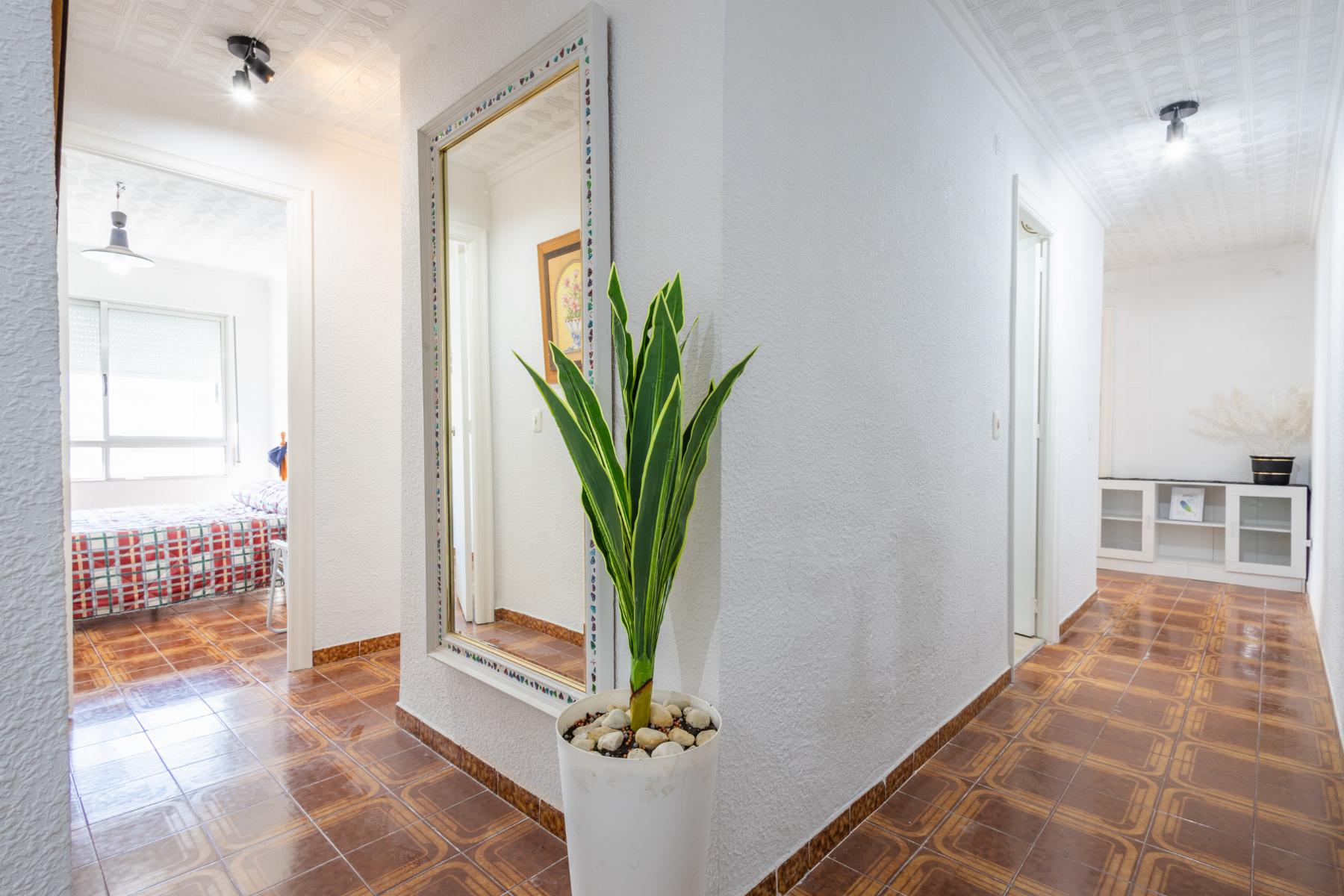 2 Bed, 1 Bath, ApartmentFor Sale, Torrevieja, Alicante