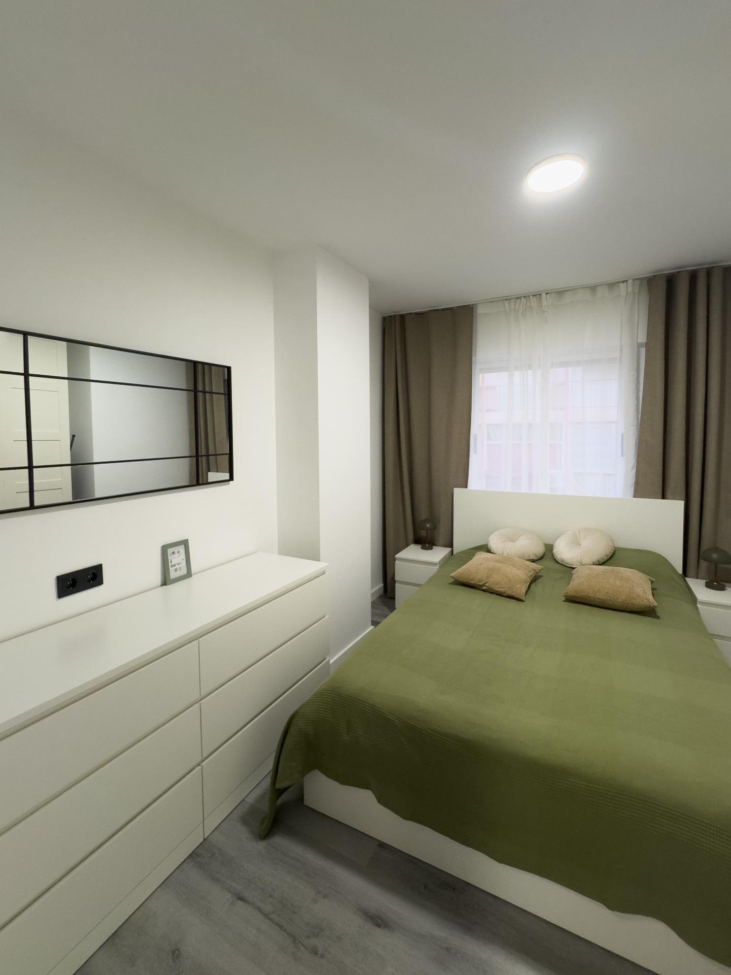 2 Bed, 1 Bath, ApartmentFor Sale, Torrevieja, Alicante