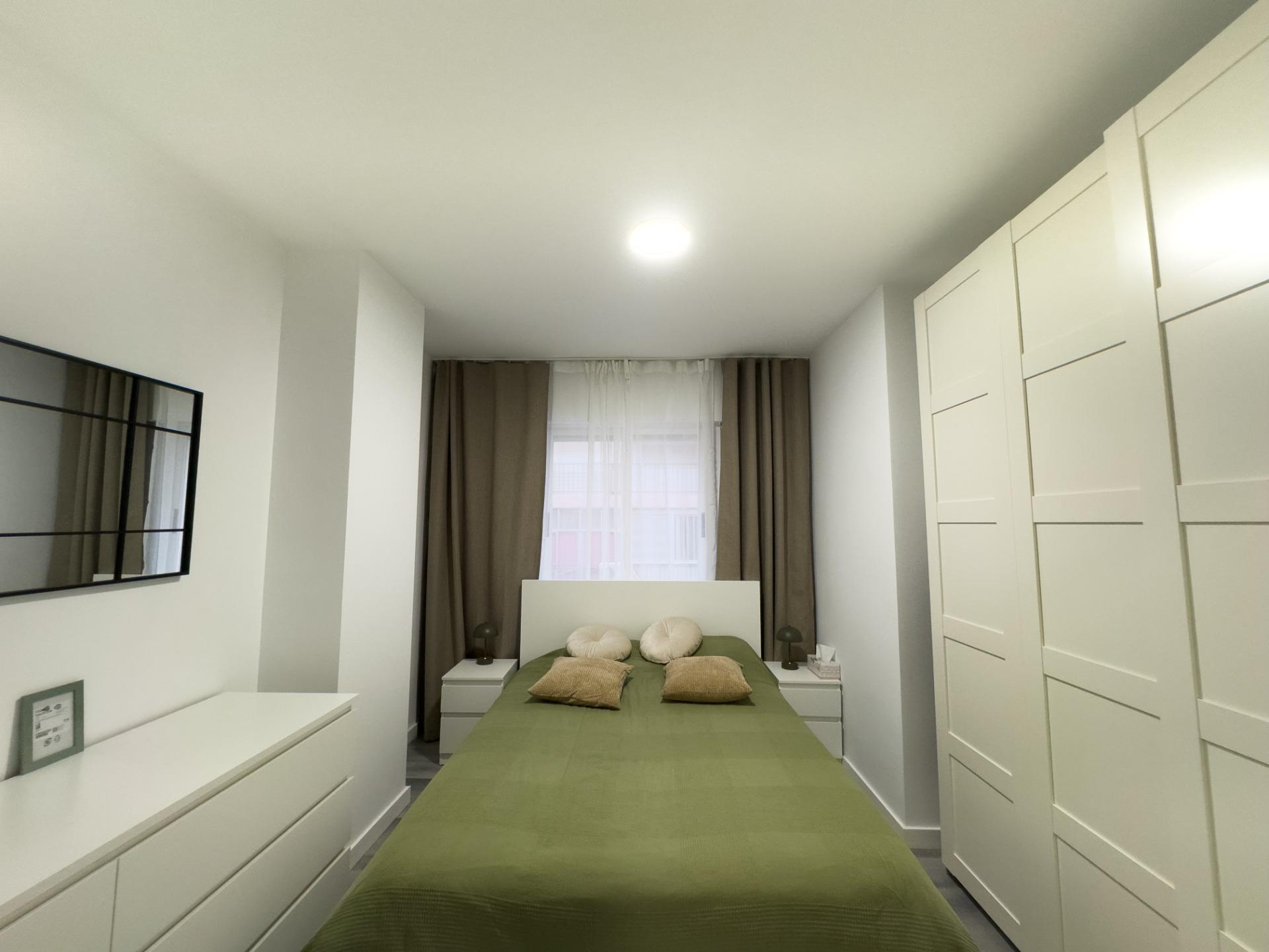 2 Bed, 1 Bath, ApartmentFor Sale, Torrevieja, Alicante