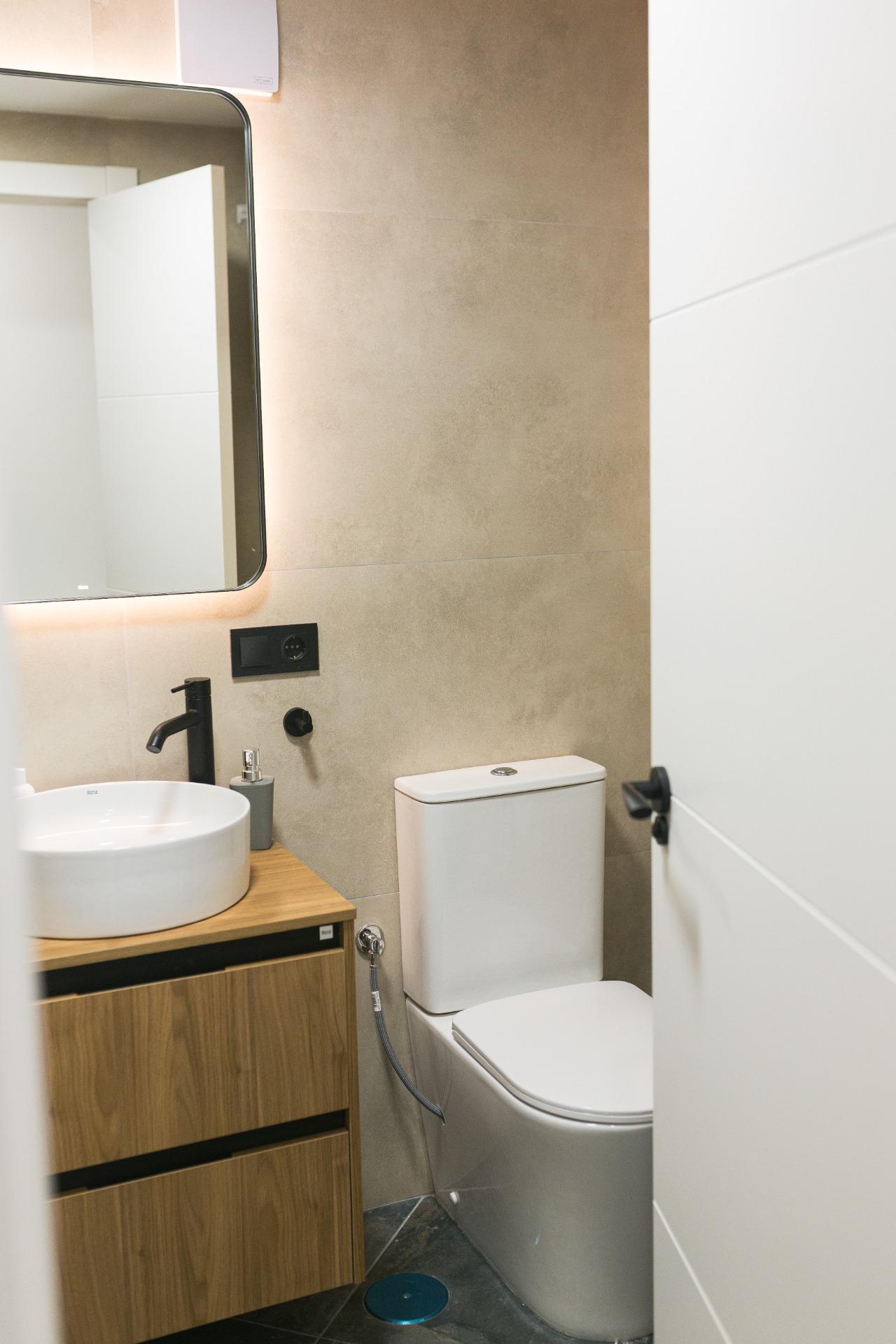 2 Bed, 1 Bath, ApartmentFor Sale, Torrevieja, Alicante