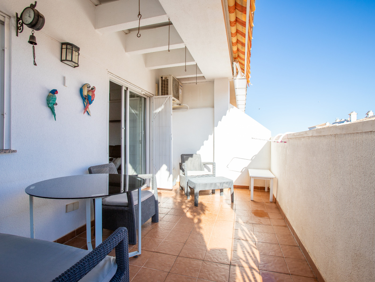 2 Bed, 1 Bath, ApartmentFor Sale, Torrevieja, Alicante
