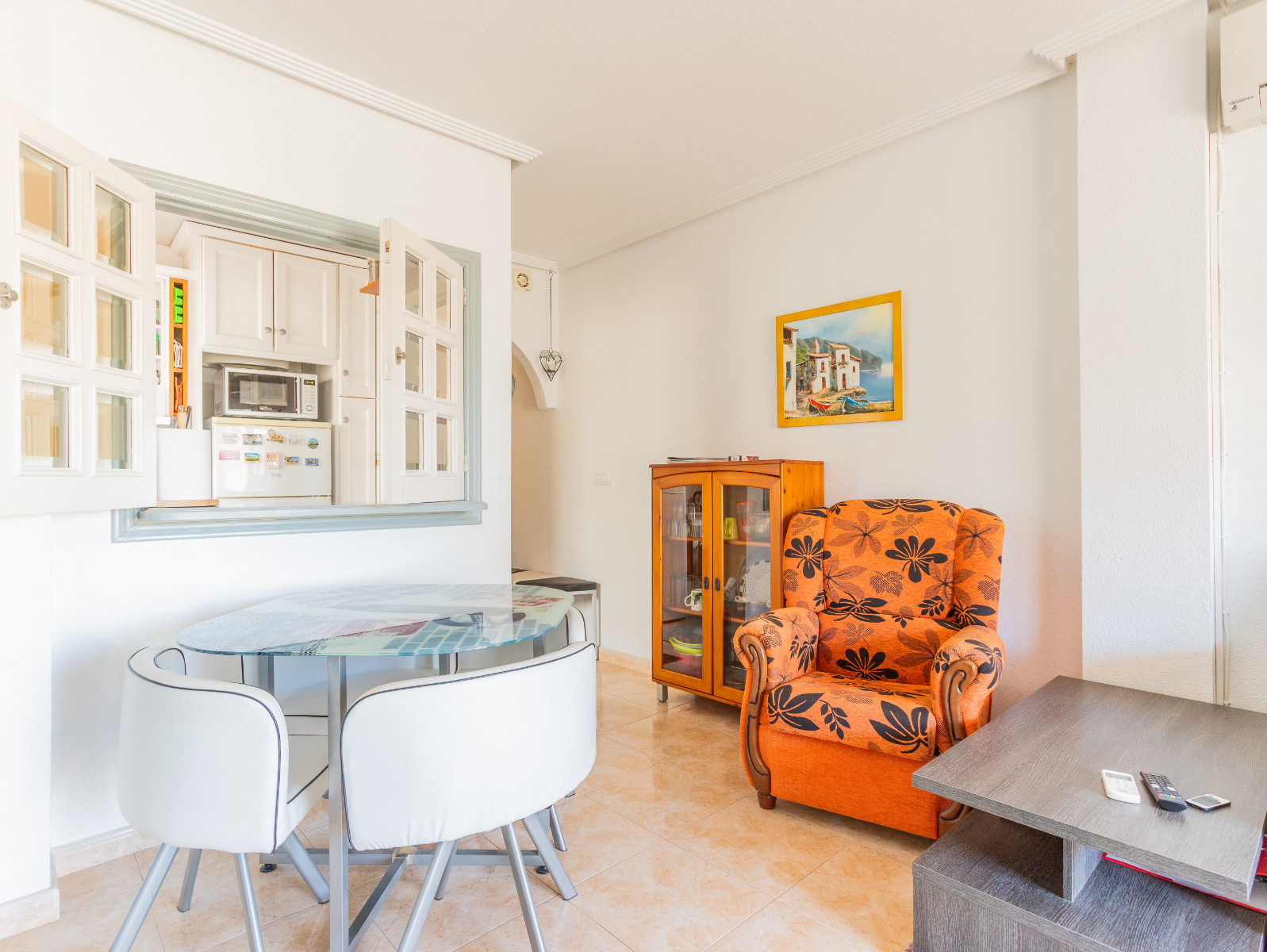 2 Bed, 1 Bath, ApartmentFor Sale, Torrevieja, Alicante