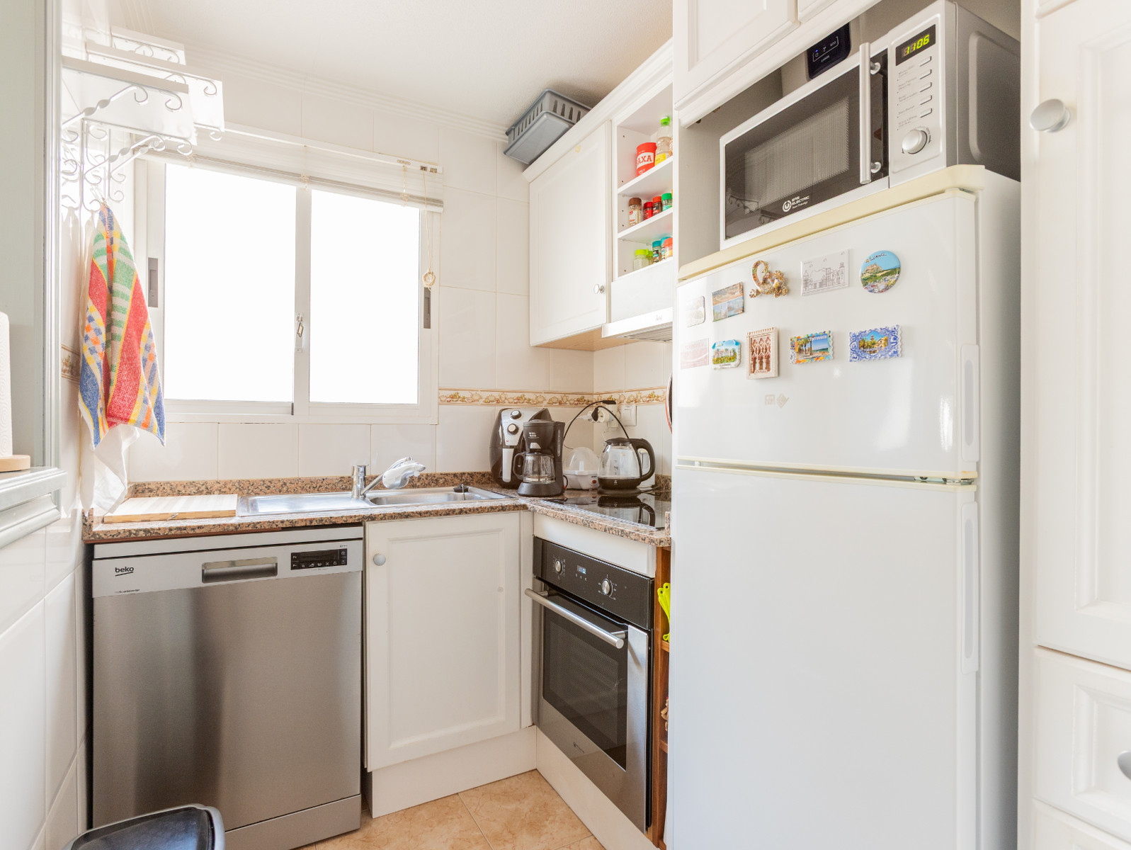 2 Bed, 1 Bath, ApartmentFor Sale, Torrevieja, Alicante