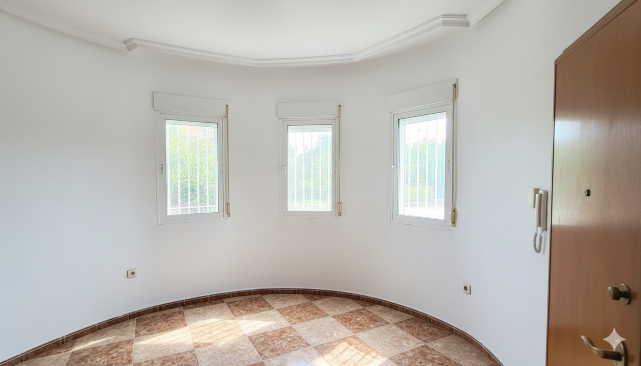 4 Bed, 2 Bath, HouseFor Sale, Los Altos, Alicante