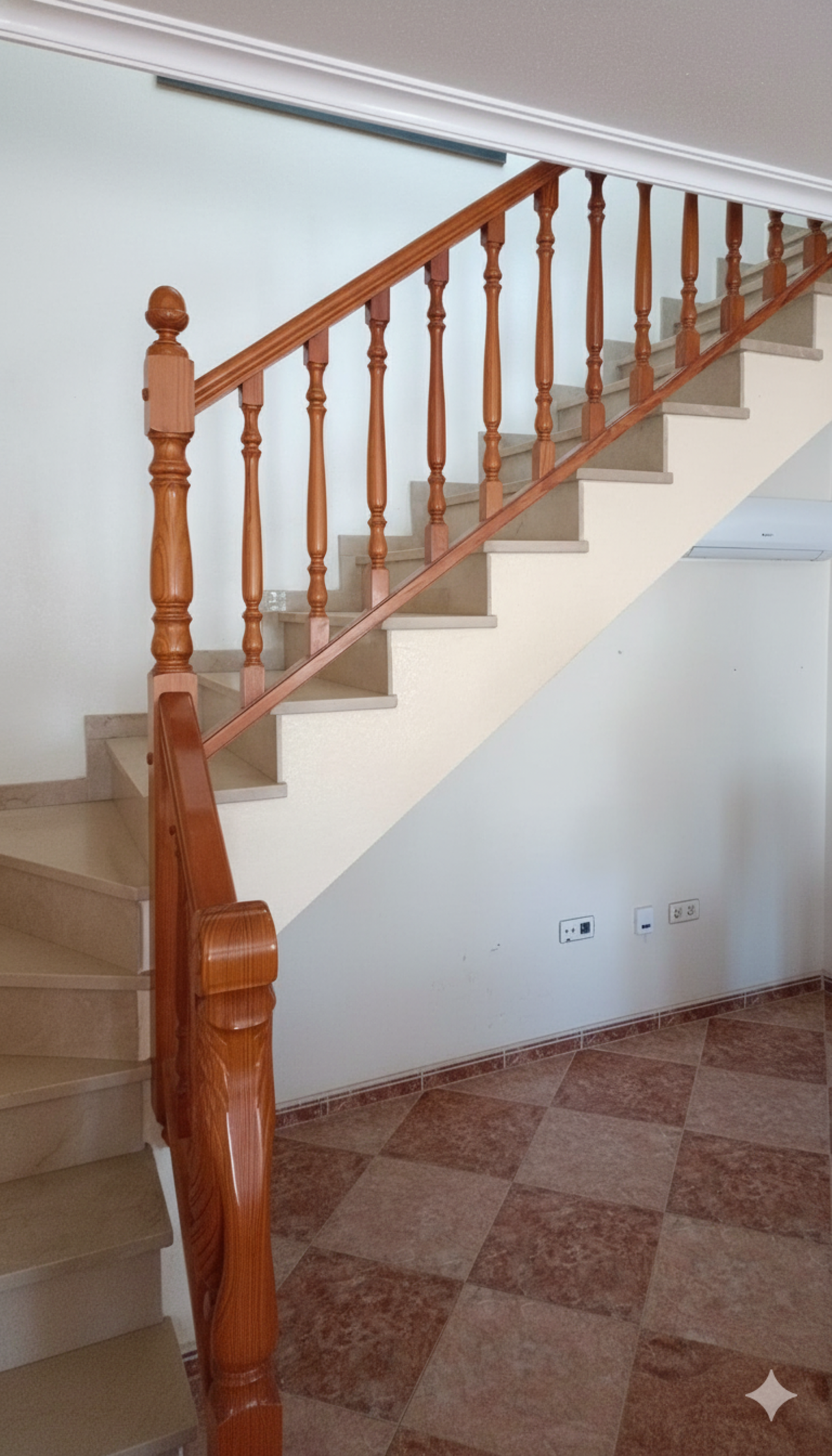 4 Bed, 2 Bath, HouseFor Sale, Los Altos, Alicante