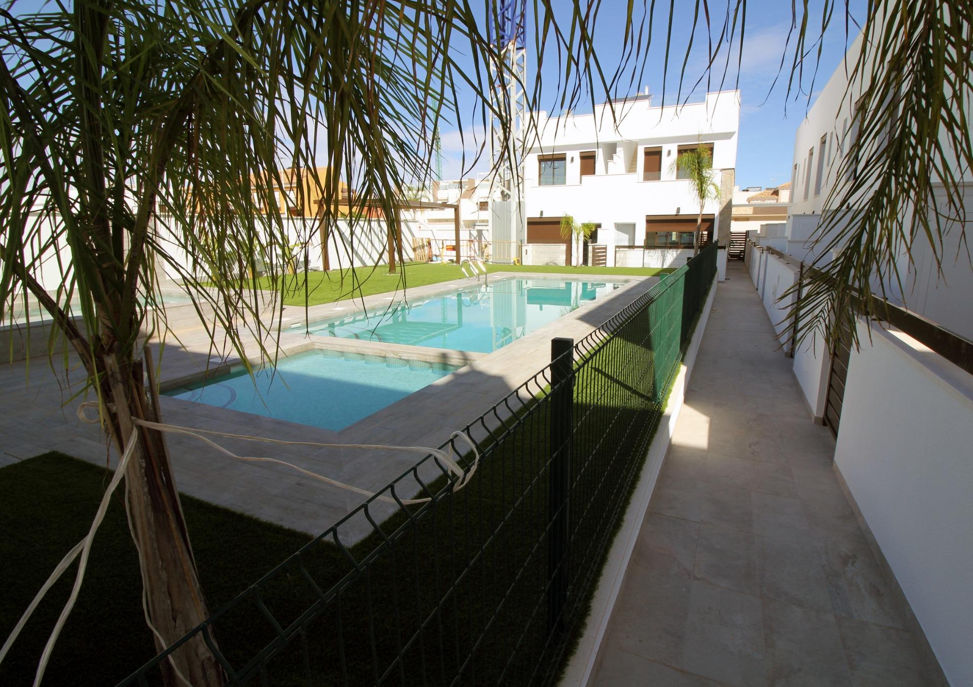 4 Bed, 2 Bath, HouseFor Sale, Pilar De La Horadada, Alicante